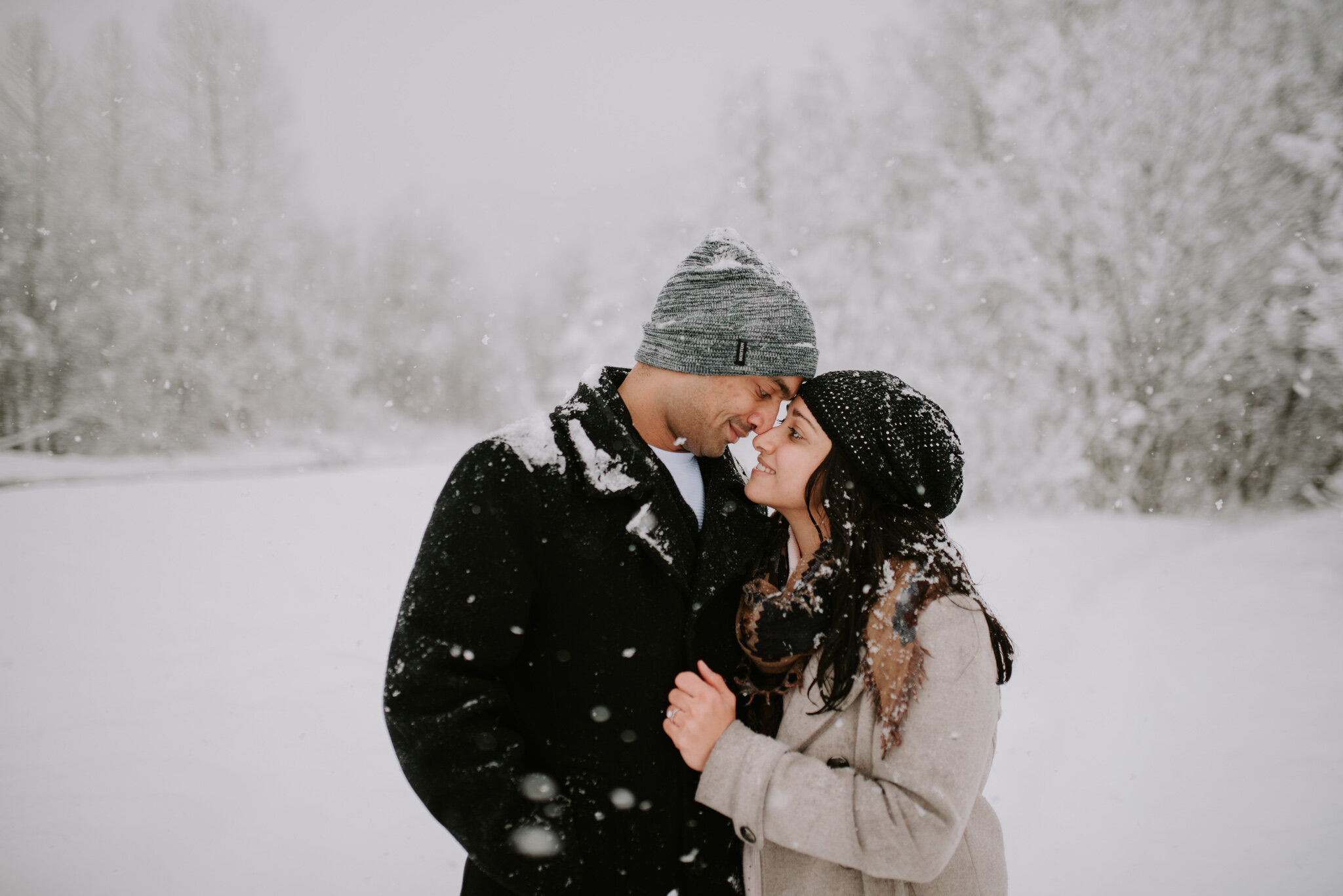 Whistler-winter-snow-engagement-photography-53.jpg