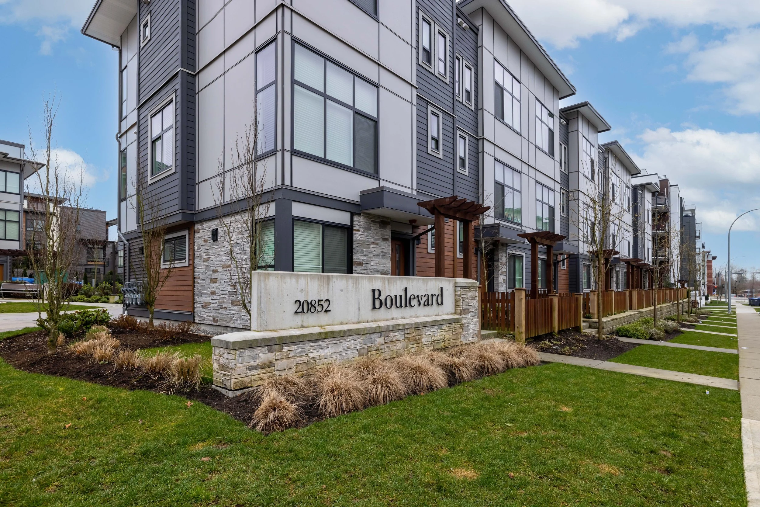 BLUE SKY 085 Ashley Kasper 35 20852 78B Avenue Langley7.jpg