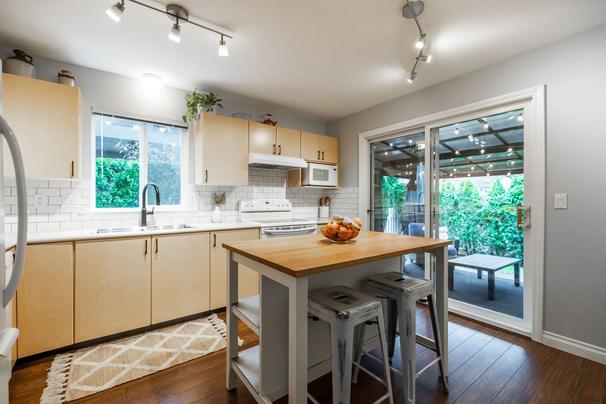105 Ashley Kasper 6154 184a Street Surrey18.jpg