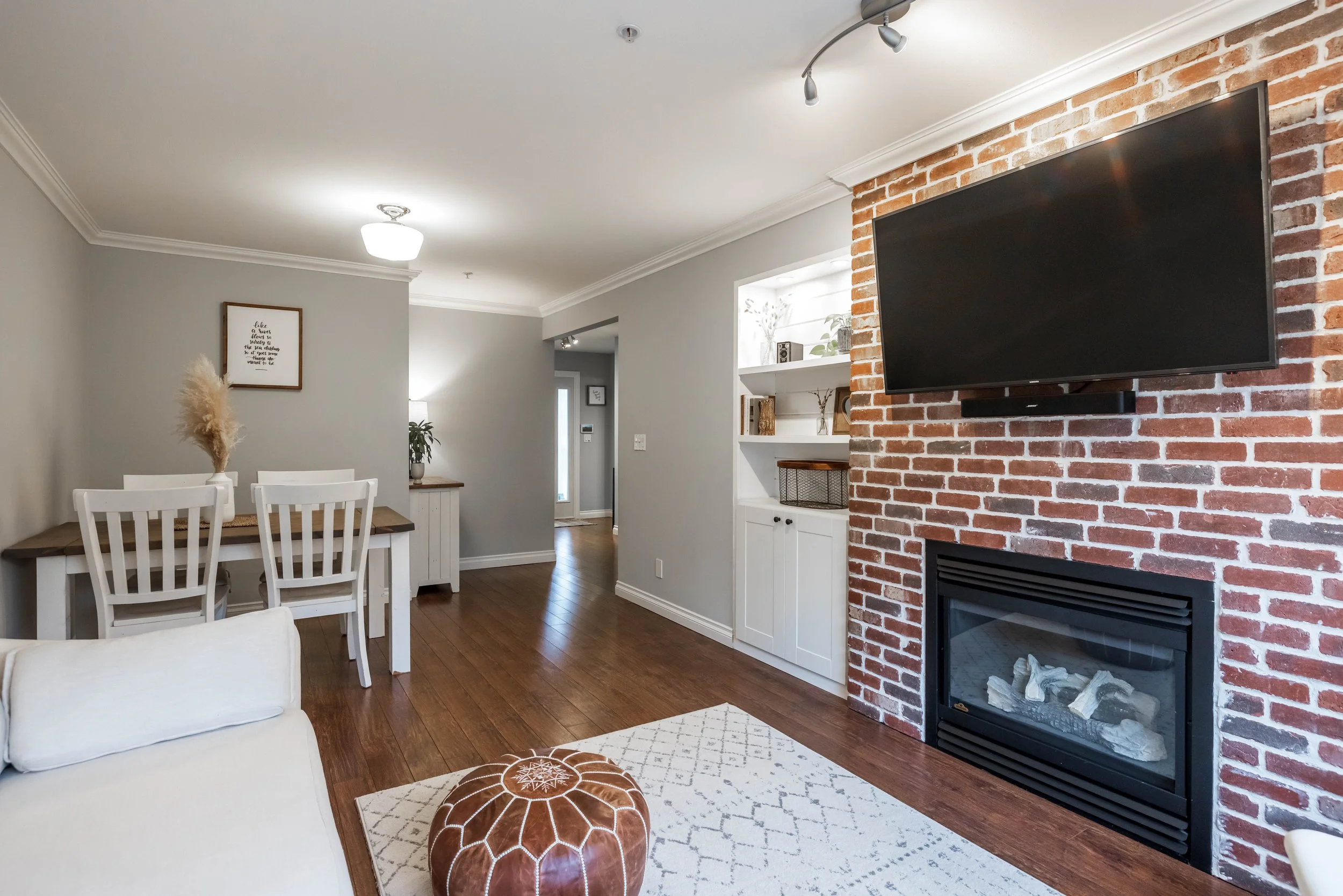 105 Ashley Kasper 6154 184a Street Surrey47.jpg