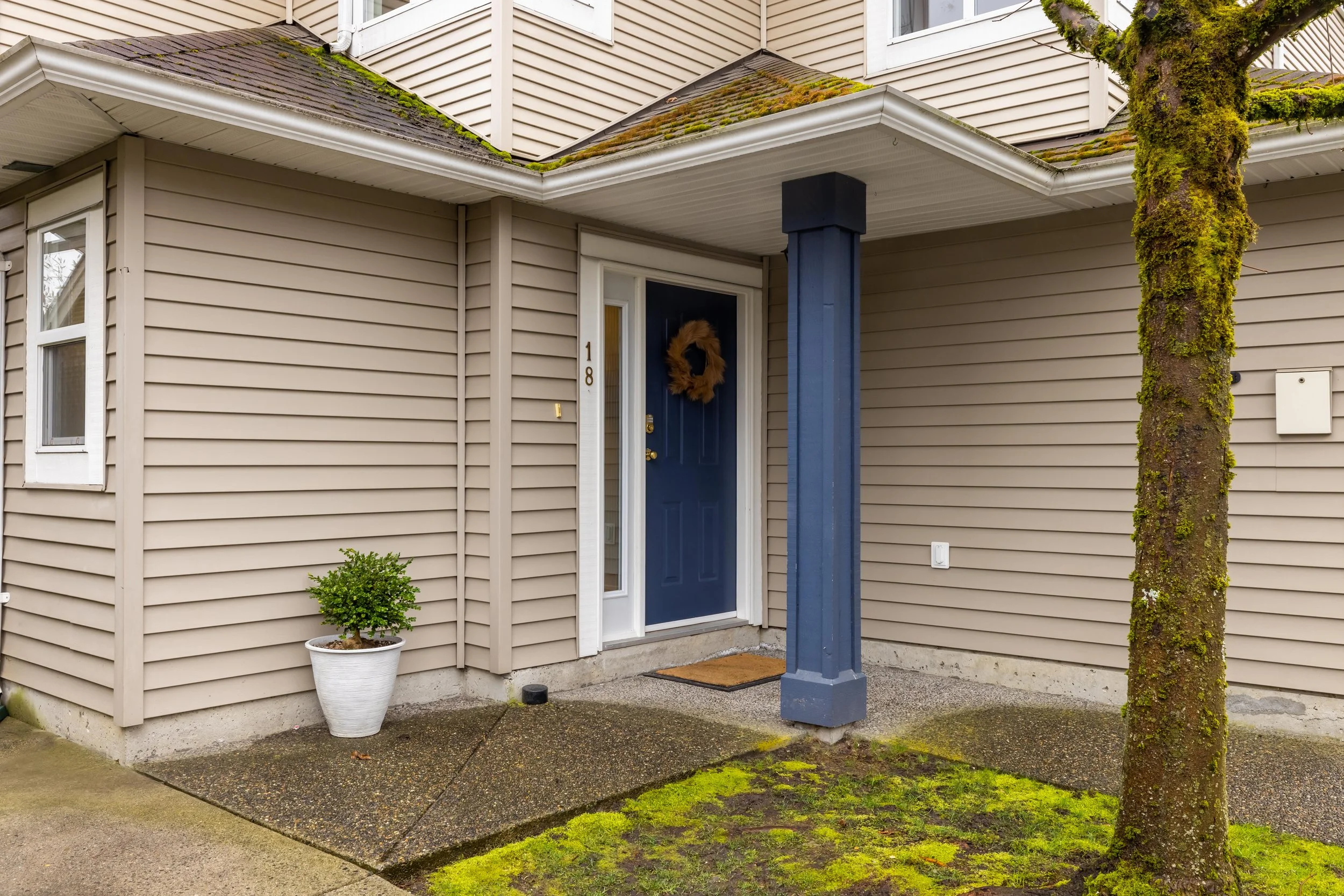 105 Ashley Kasper 6154 184a Street Surrey14.jpg