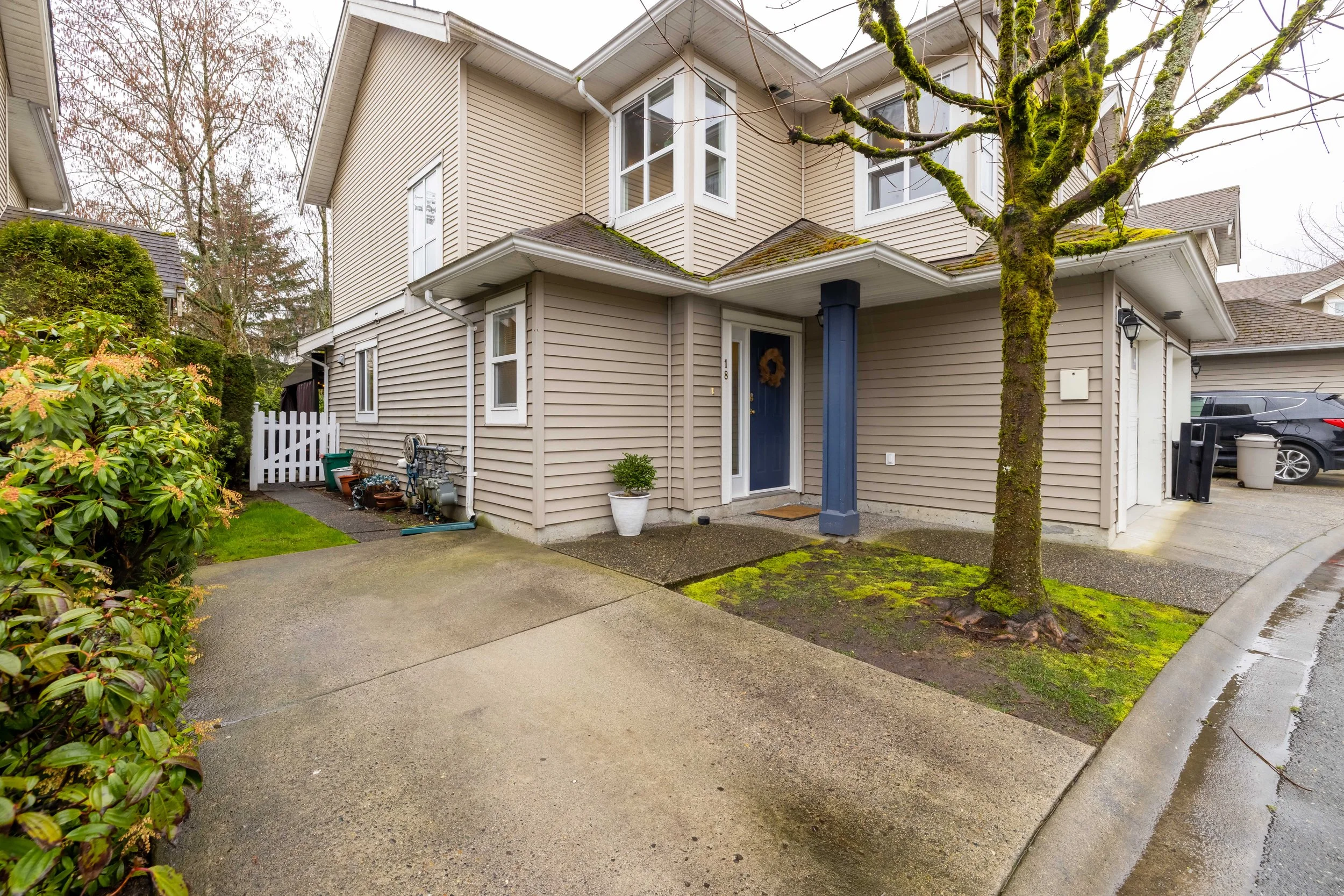 105 Ashley Kasper 6154 184a Street Surrey13.jpg