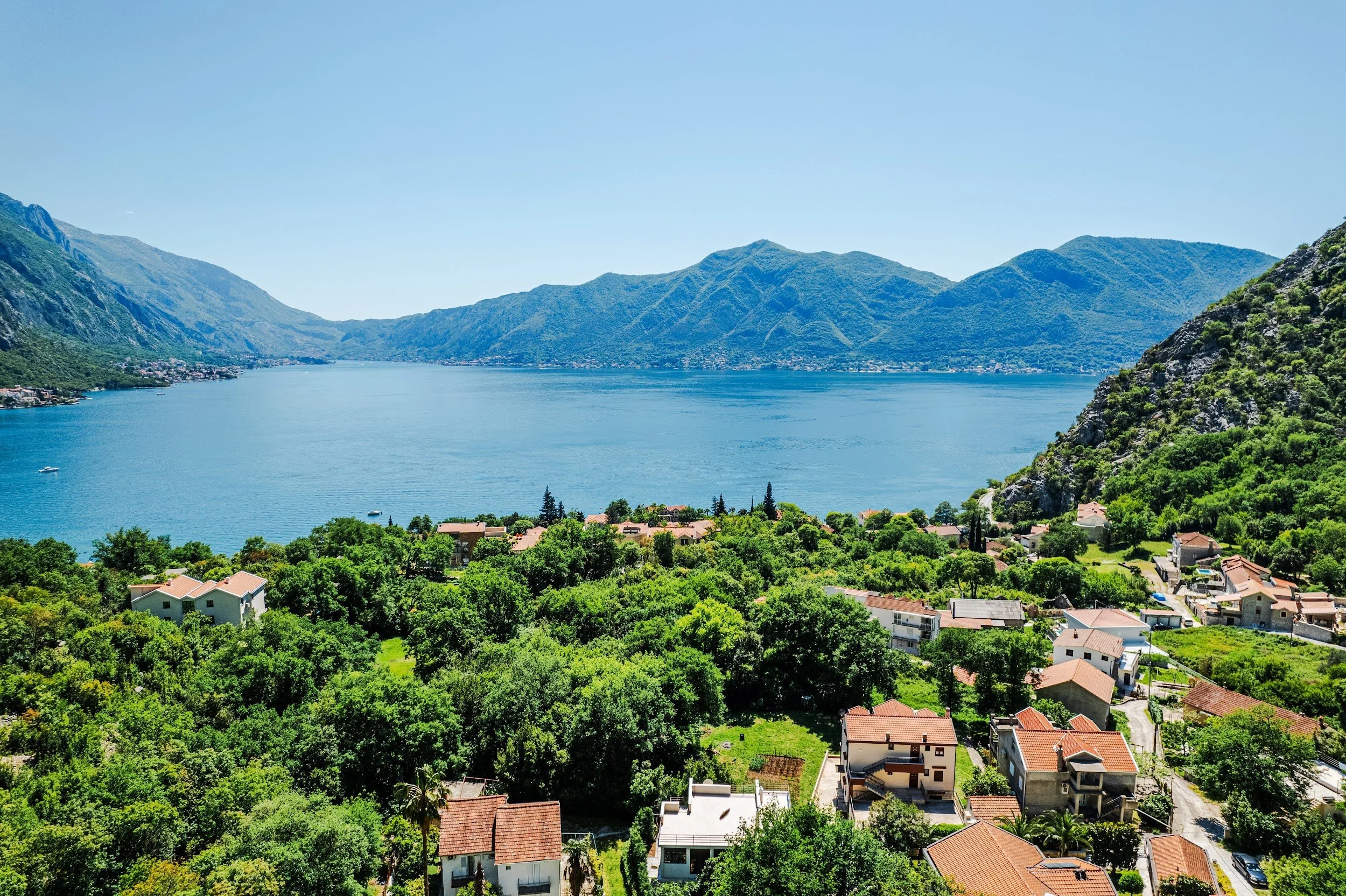 Kotor. Orahovac. VILA B.18.jpg