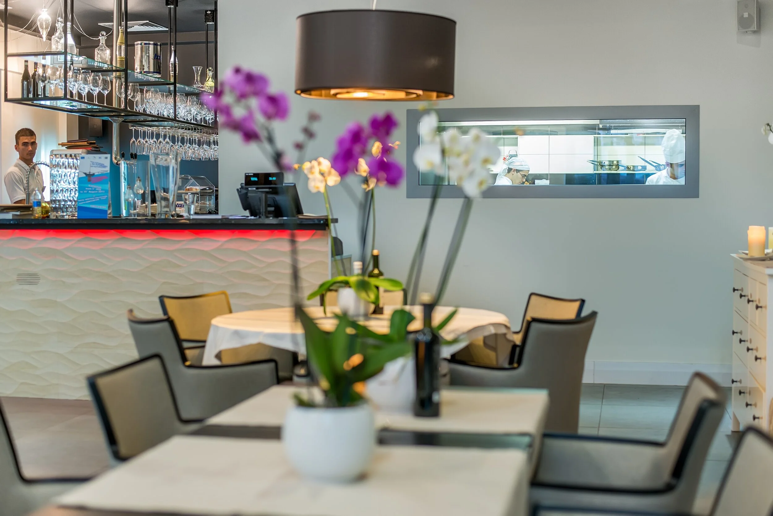 Tivat. Porto Montenegro. LA PIAZZA.7.jpg