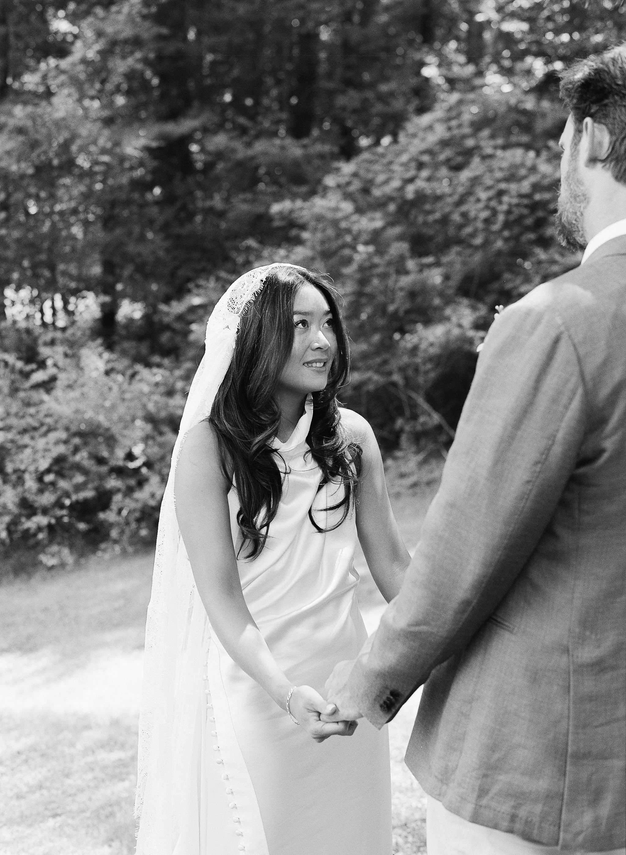 O&DWeddingSneaksFilm_IsabellaChimes-135.jpg