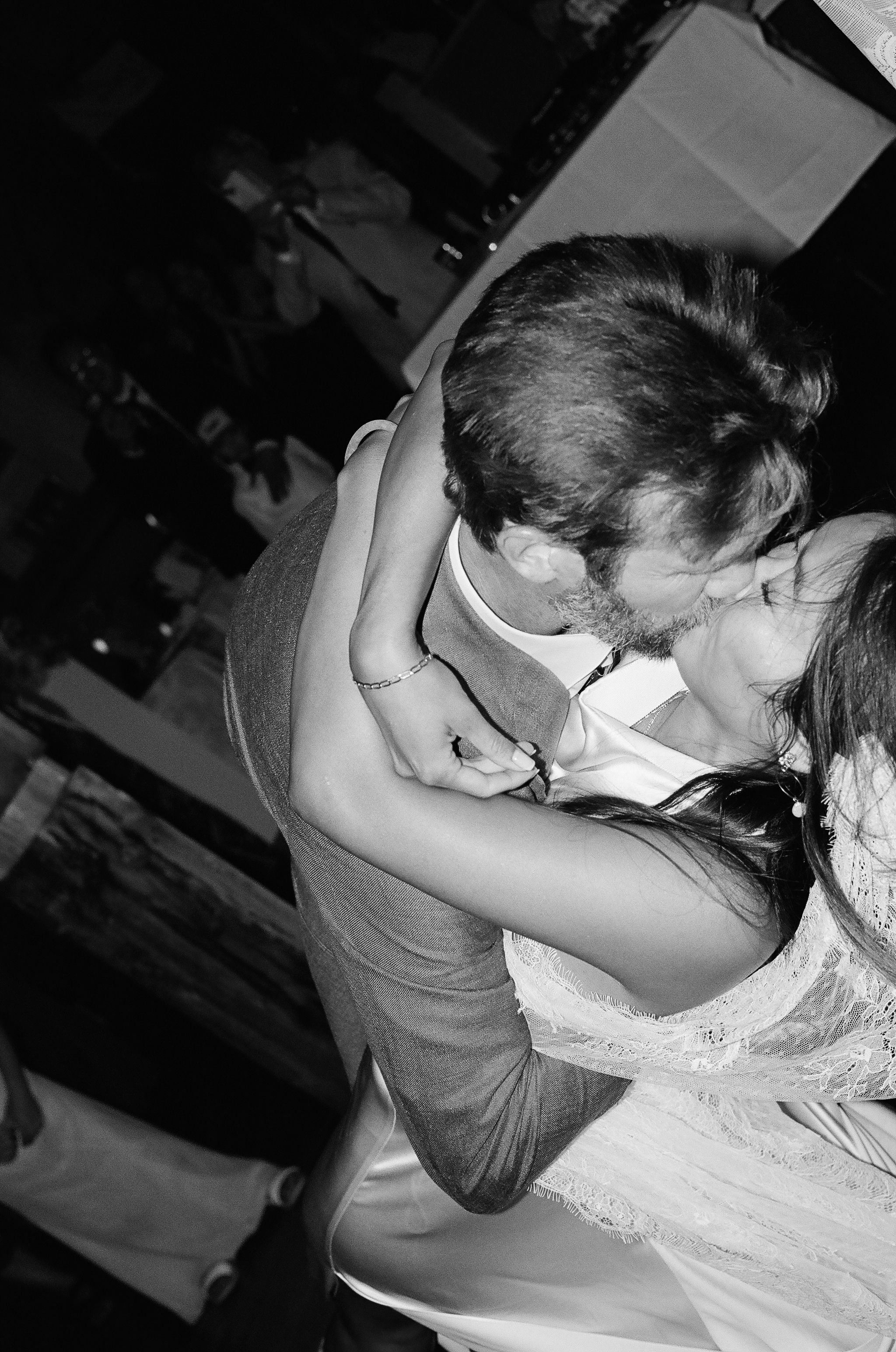 O&DWeddingSneaksFilm_IsabellaChimes-34.jpg