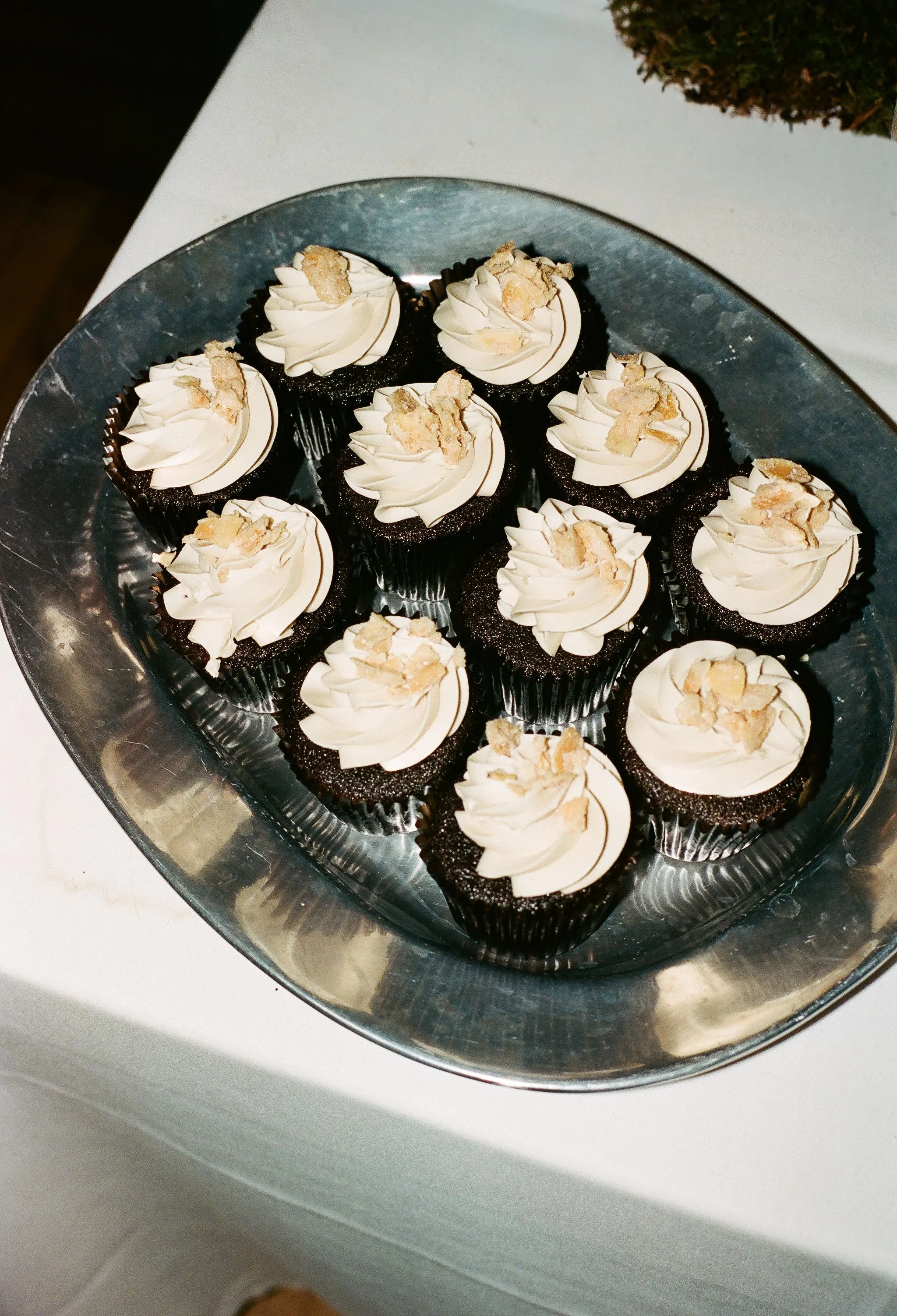 O&DWeddingSneaksFilm_IsabellaChimes-38.jpg
