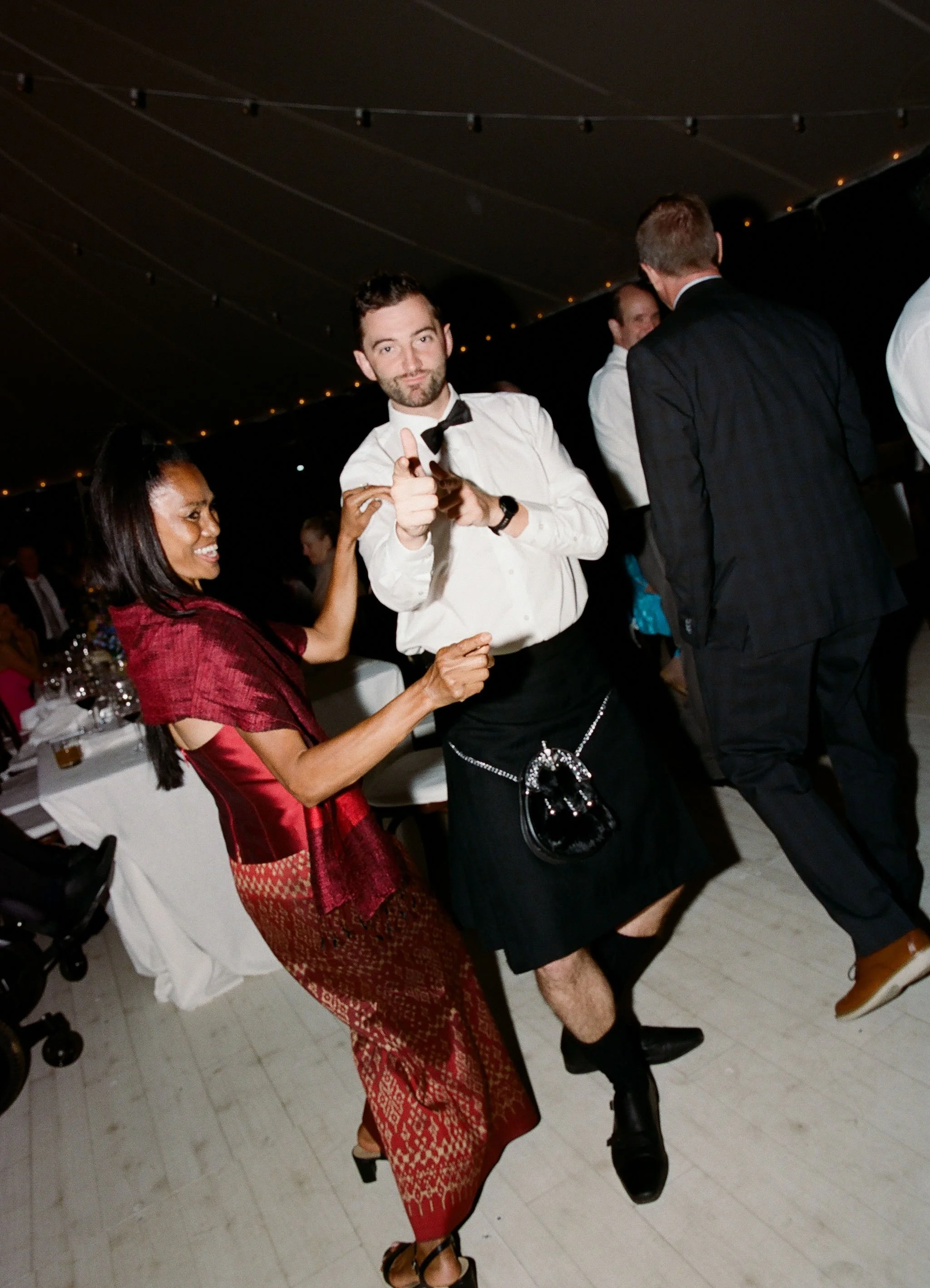 K&MWeddingPreview_IsabellaChimes-5.jpg
