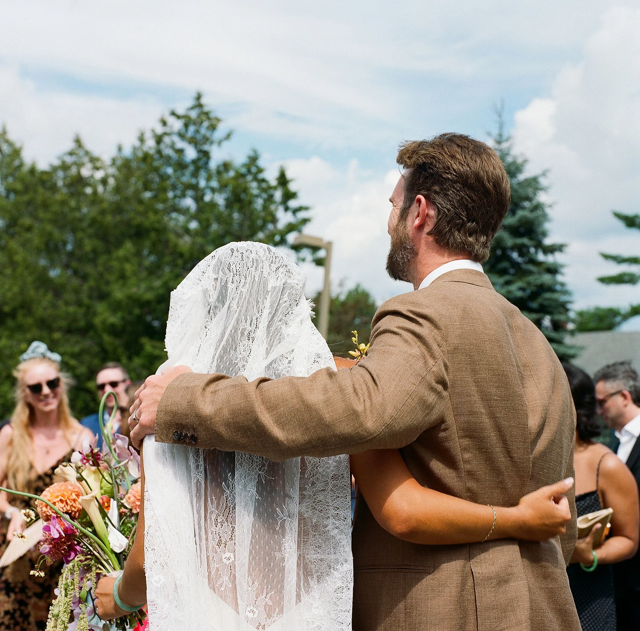 O&DWeddingSneaksFilm_IsabellaChimes-195.jpg