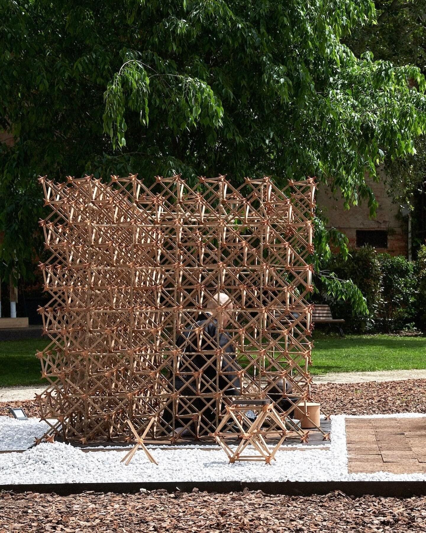 Mitsubishi Jisho Design @mjd_architecture created a teahouse from food waste-based materials for the Time Space Existence exhibition at this year&rsquo;s Venice Architecture Biennale. Architects Takaaki Fuji, Hiroya Inage, and De Yuan Kang sought to 