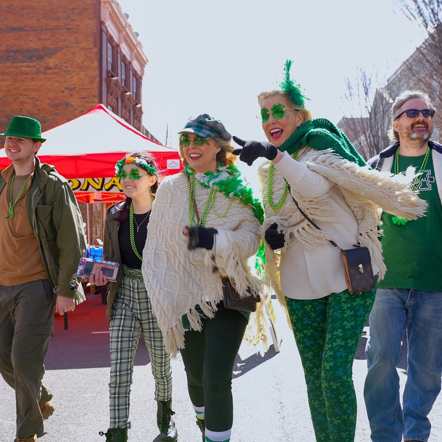 Grab your friends and family and heat to Historic Downtown Martinsburg for Main Street Martinsburg's St. Patrick's Day Celebration this Saturday, March 16 from 11 am - 6 pm. Follow Main Street Martinsburg for more information.

#stpatricksday2024 #sa