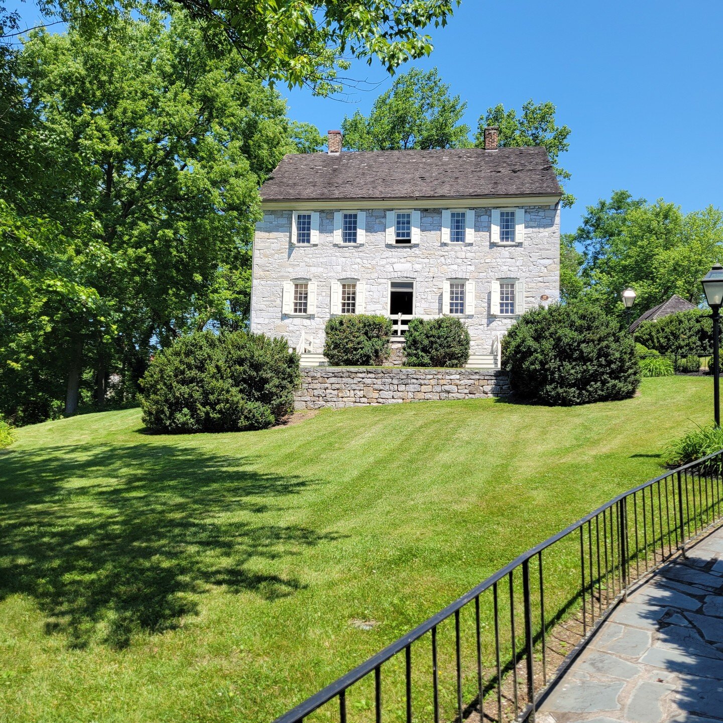 Make plans now to visit the Adam Stephen Home this season. The museum will be opening in April this year and will be open Saturdays 10 - 5 pm and Sundays 12 - 5 pm.

#MuseumMonday #travelplanner #visitmartinsburgwv #berkeleycountywv