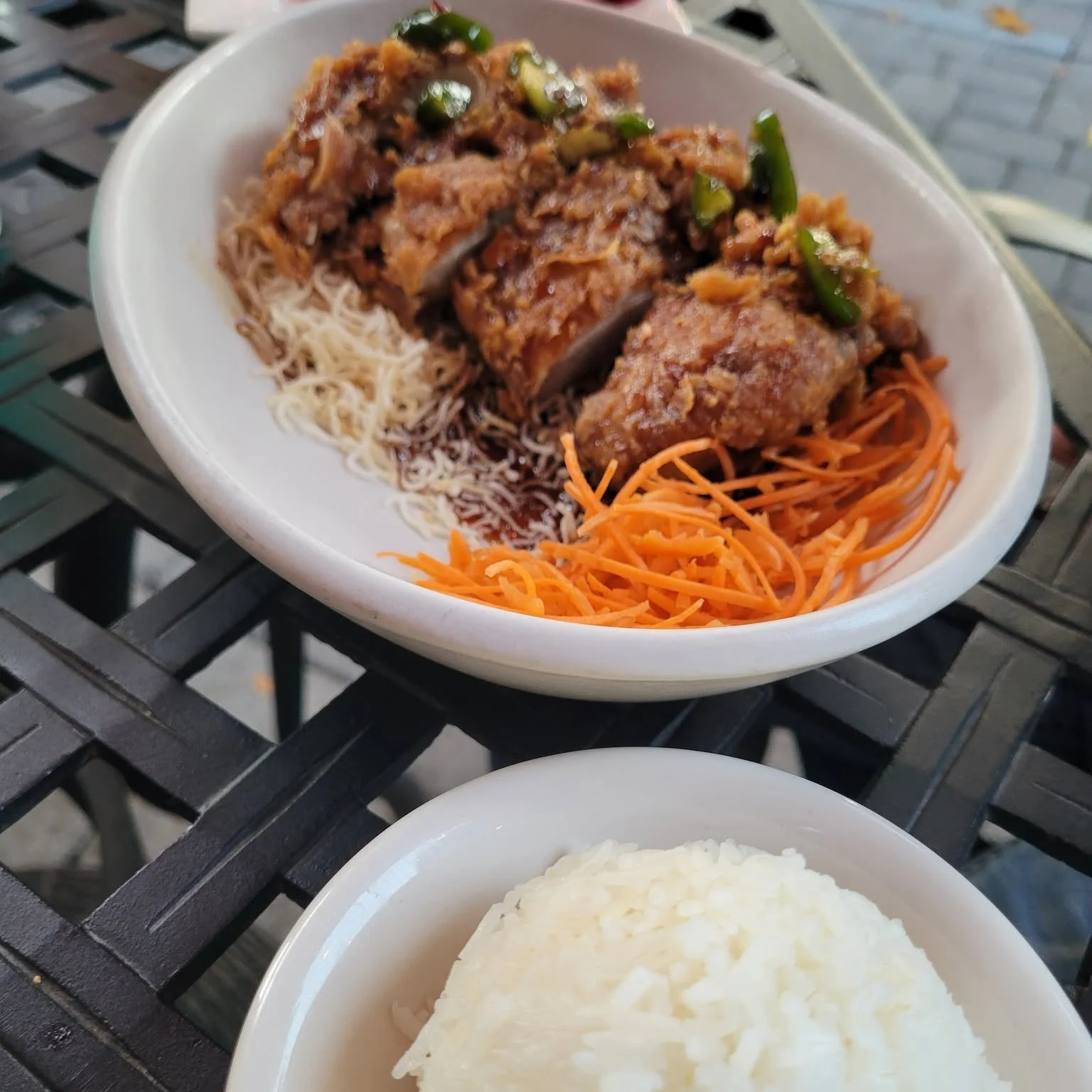 Looking for somewhere to go for lunch or dinner? Add Thai Martinsburg to you list of must visit restaurants in historic downtown Martinsburg, WV.  Visit www.thaimartinsburg.com for more information. 

#eatlocal #thaifood  #visitmartinsburgwv #berkele