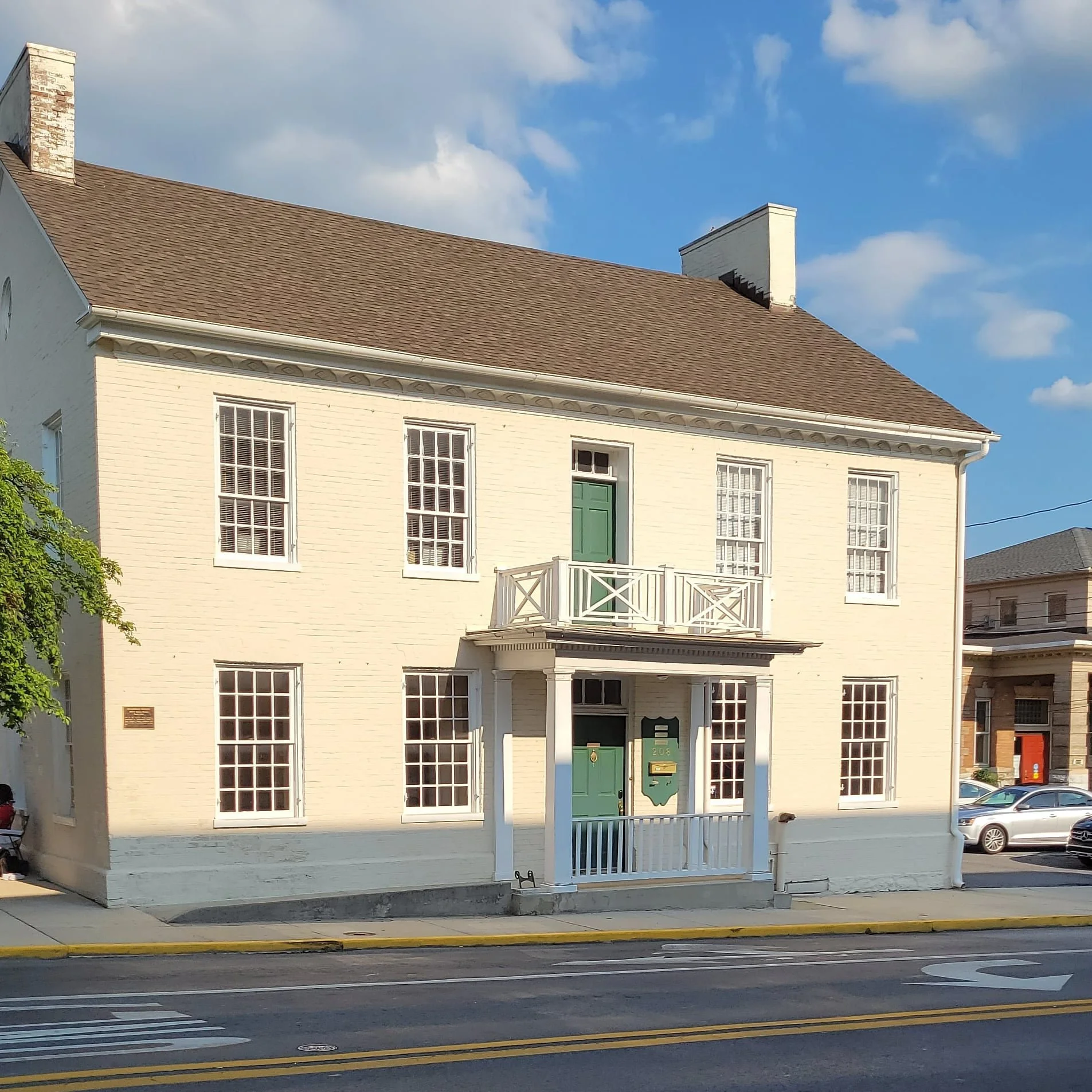 Known historical as The Rear Admiral Charles Boarman House c. 1803, this building is located near the town square at 208 S Queen St. The building now is the home to law offices.
 #architecture #historicsights  #architecturephotography  #visitmartinsb