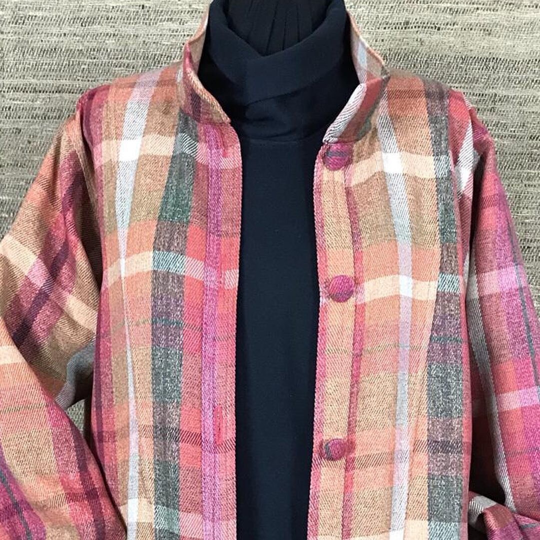 I have formally christened this beautiful coat of soft wool mix, &ldquo;Autumn Calling&rdquo;. The subtle colour combination of pinks, greens, ochre and white make me want to sing with joy 🕊⁠⠀
⁠⠀
Fortunately for you it is available to order online, 