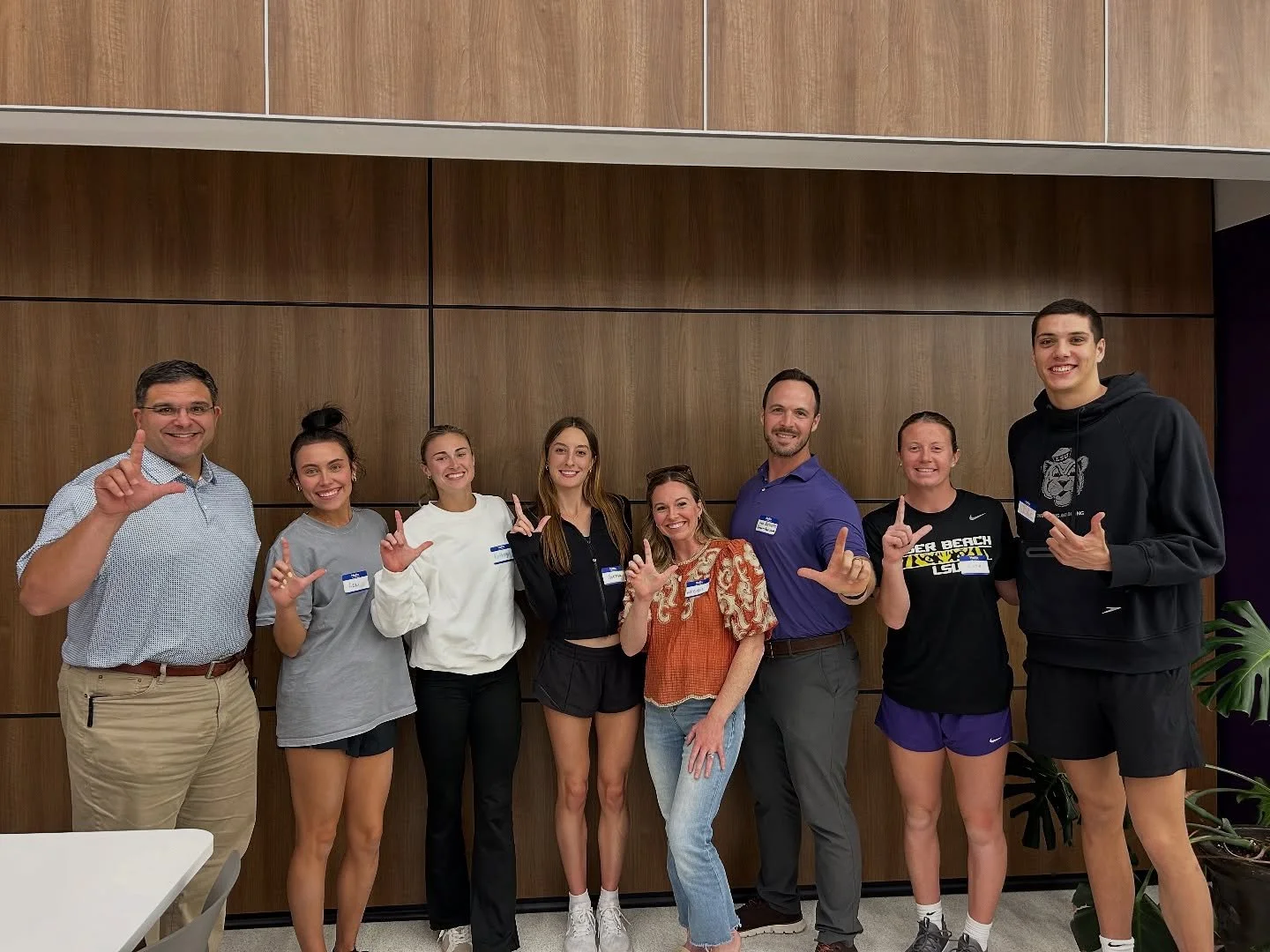 Last night’s Tiger Life Career Bites focused on Real Estate. π‘ This session gave our student-athletes a real look into what it takes to break into the industry! From building connections to finding the right mentor, this session was packed wit