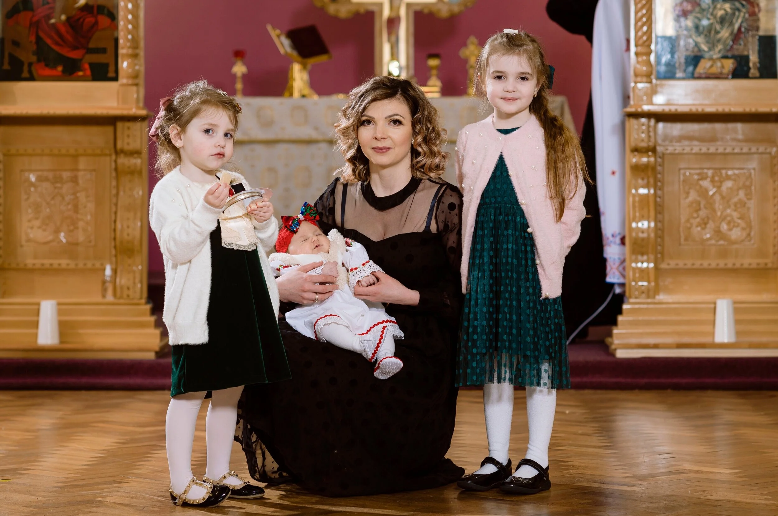 De ce ai nevoie de un fotograf profesionist pentru botez?