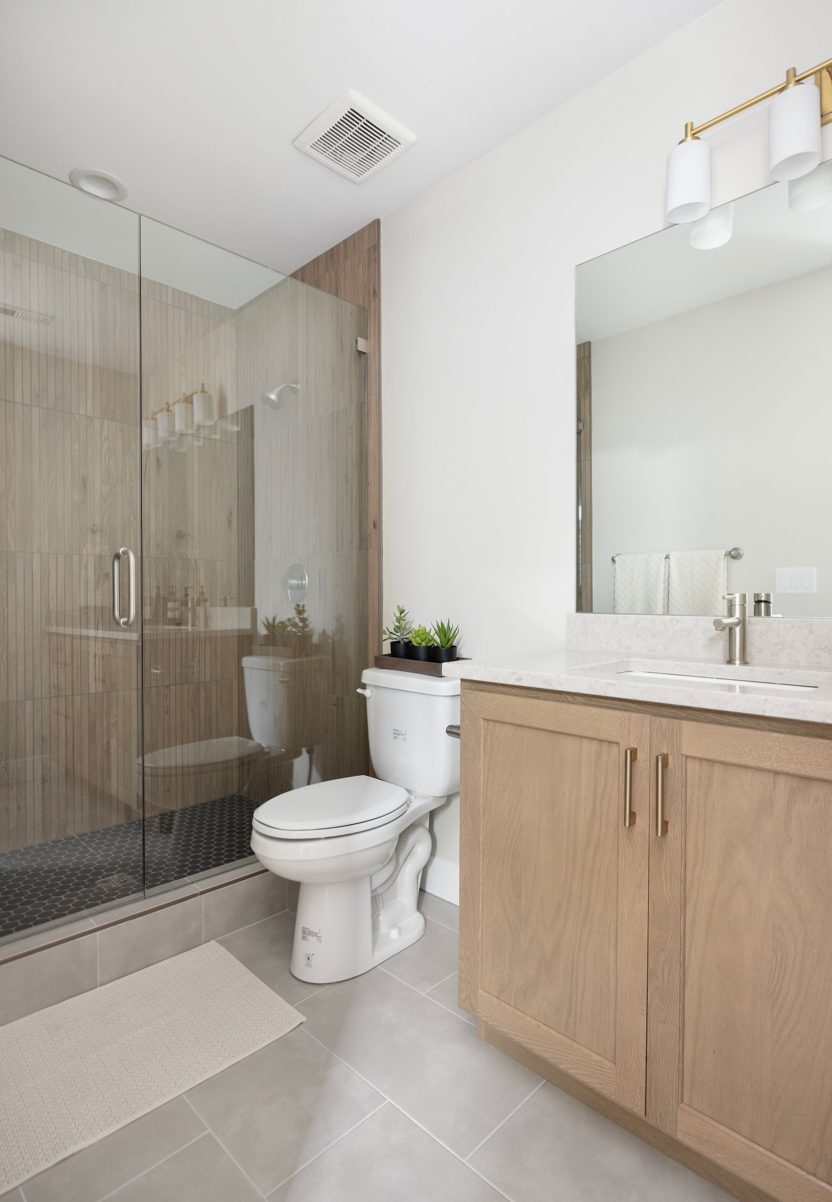 87 RVE- 2504-01 244.jpg