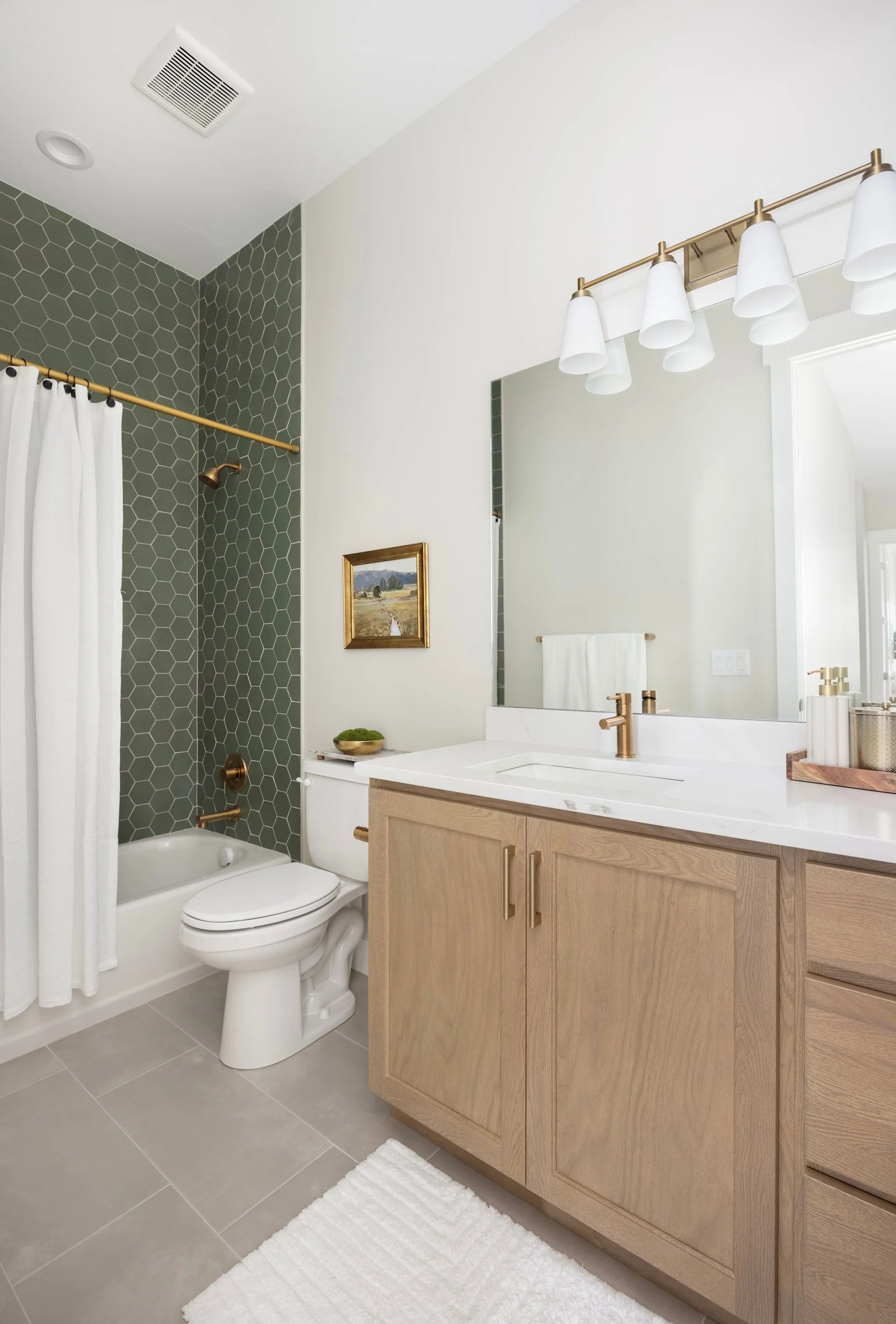 87 RVE- 2504-01 212.jpg