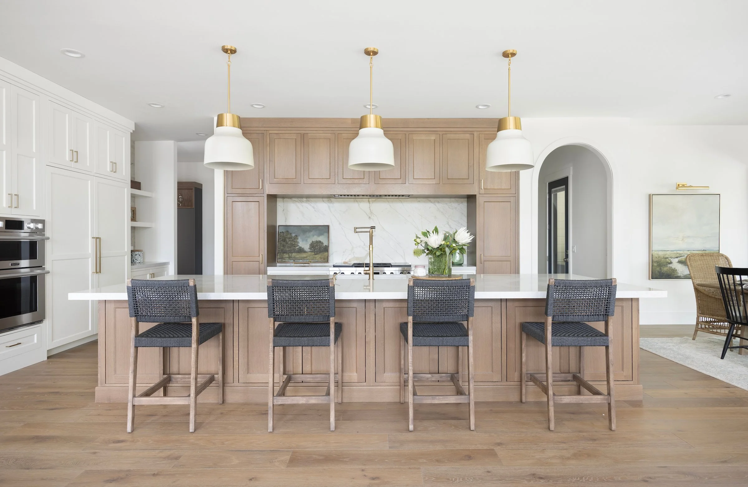 kitchen-bar.jpg