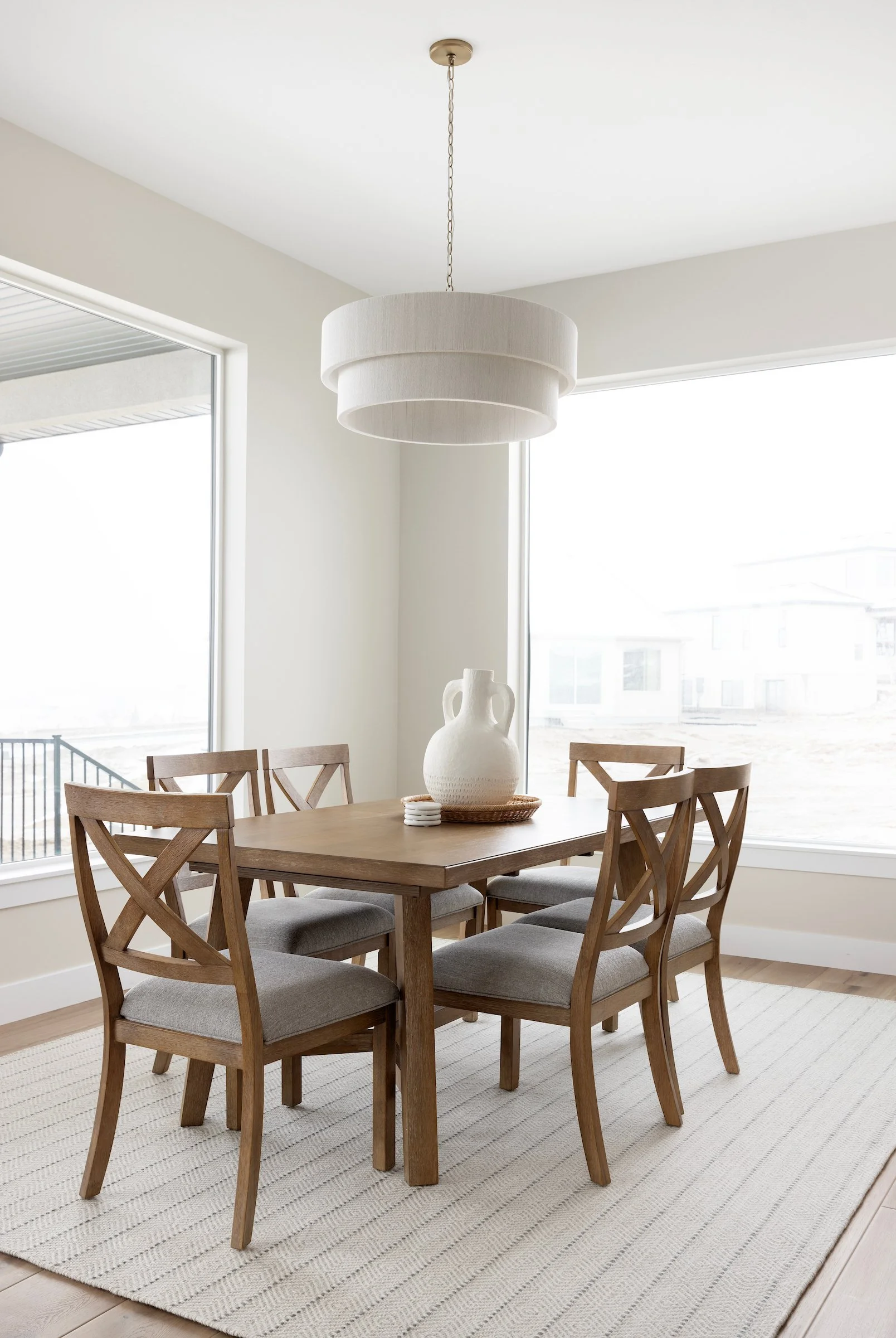 main level dining room