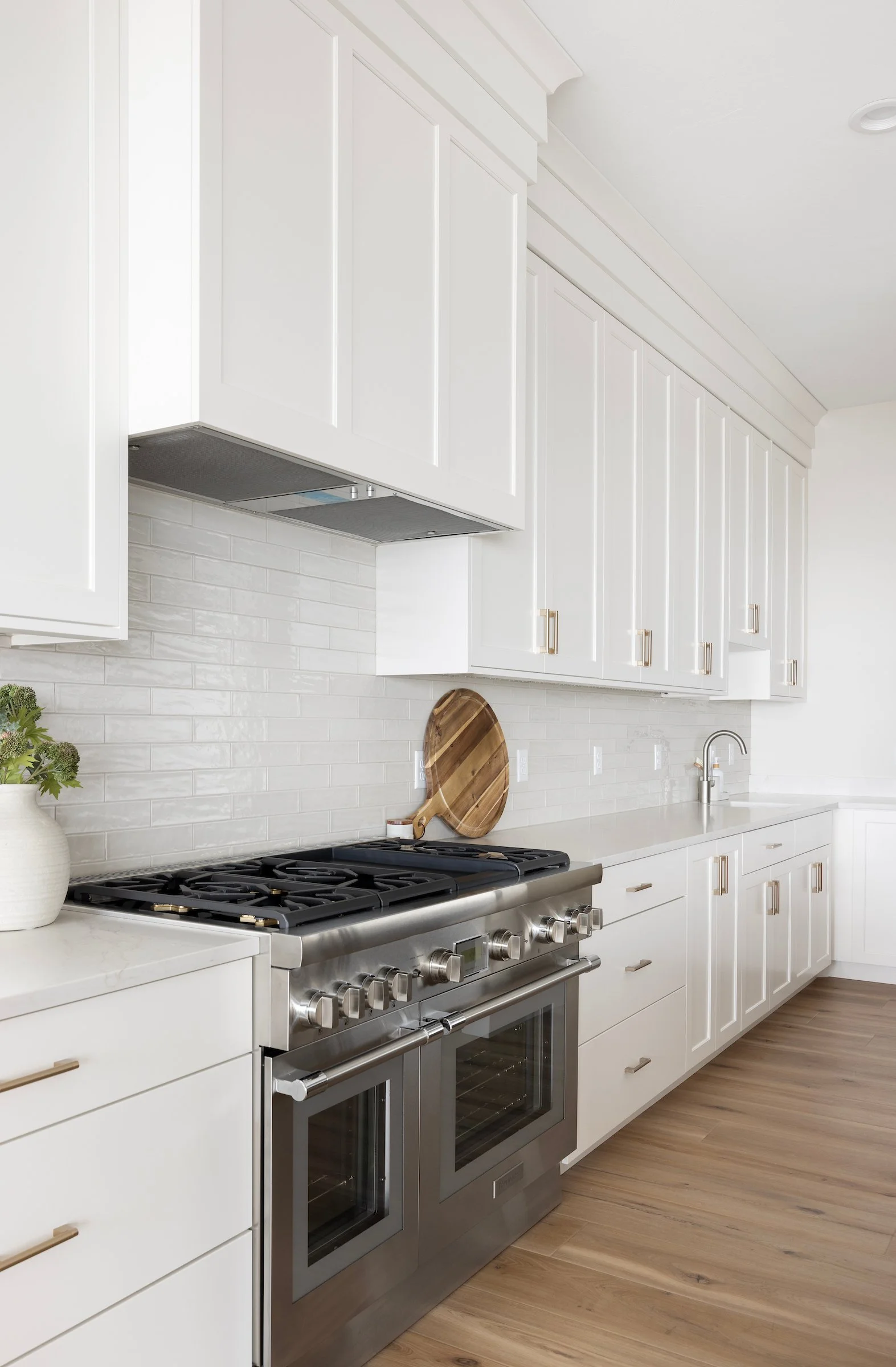 main level kitchen