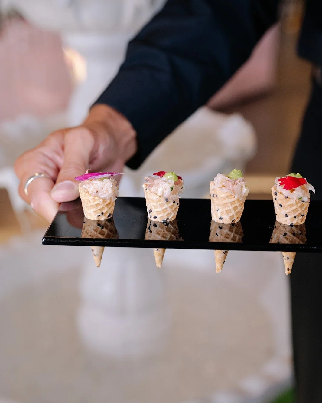 Meet the Pinterest-worthy Crab &amp; Grapefruit Canap&eacute;!🦀🍊

Dungeness crab, tropical grapefruit vinaigrette, creamy avocado&mdash;all tucked into a crispy sesame cone&hellip; basically a perfect tiny bite that is as beautiful as it is yummy 
