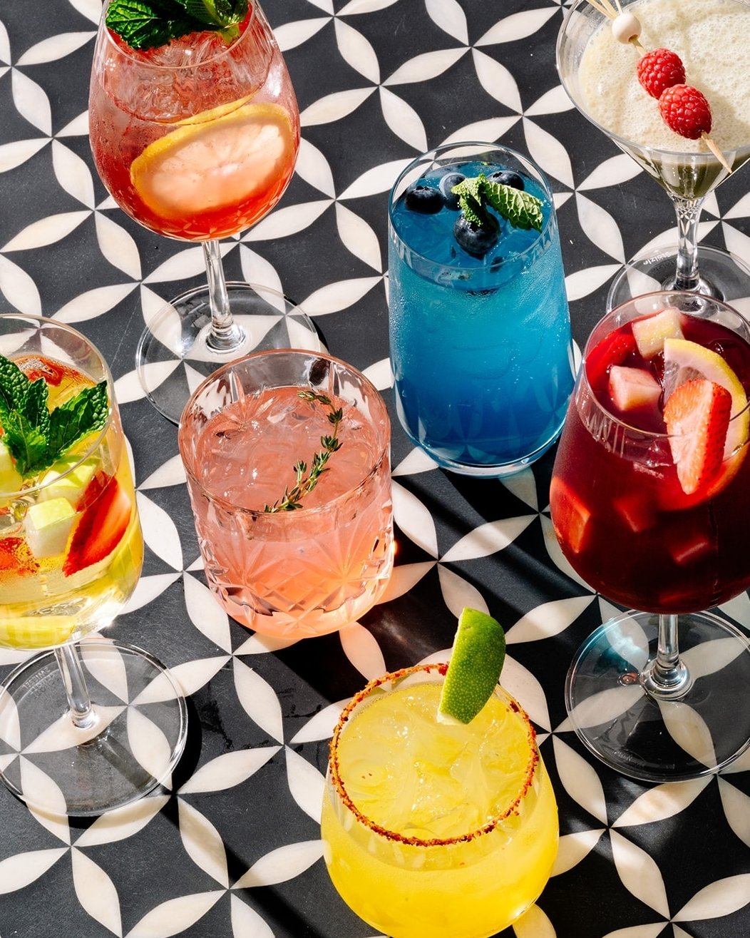 The bar just got a serious glow-up ✨🍸

Edge&rsquo;s NEW Signature Cocktails have entered the chat &mdash; and they&rsquo;re just one delicious part of our fabulous new Bar Services Menu.

Meet the lineup:

🍵 Matcha Martini
vodka, Baileys &amp; matc