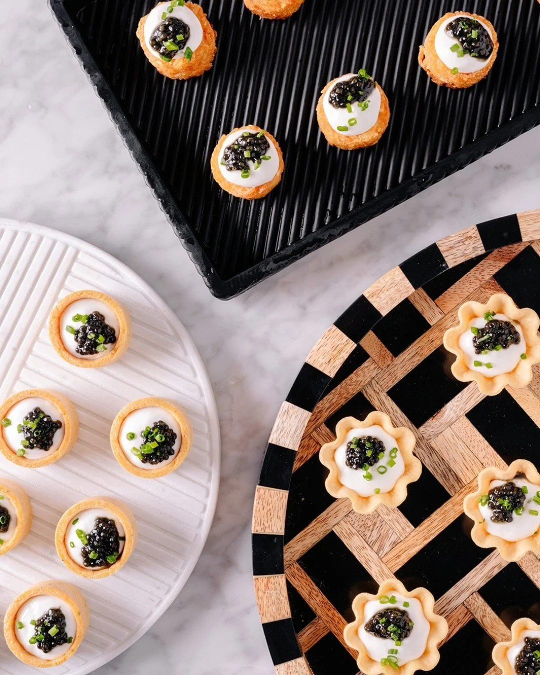 Because caviar one way just won&rsquo;t cut it&hellip; we had to take it three ways.

Meet the trio: silky, salty, and a little bit extra 🖤
Northern Divine Caviar layered with cool Cr&egrave;me fra&icirc;che, fresh Chives, crispy Potato r&ouml;sti, 