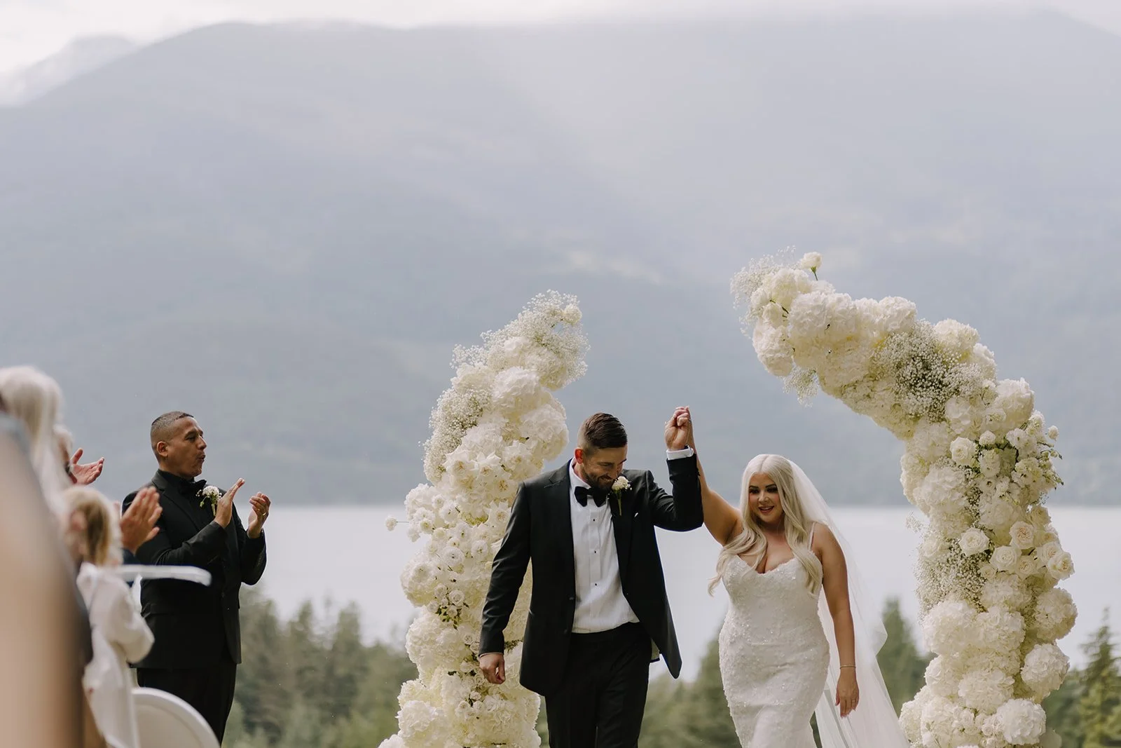 R & J Wedding Previews-18.jpg