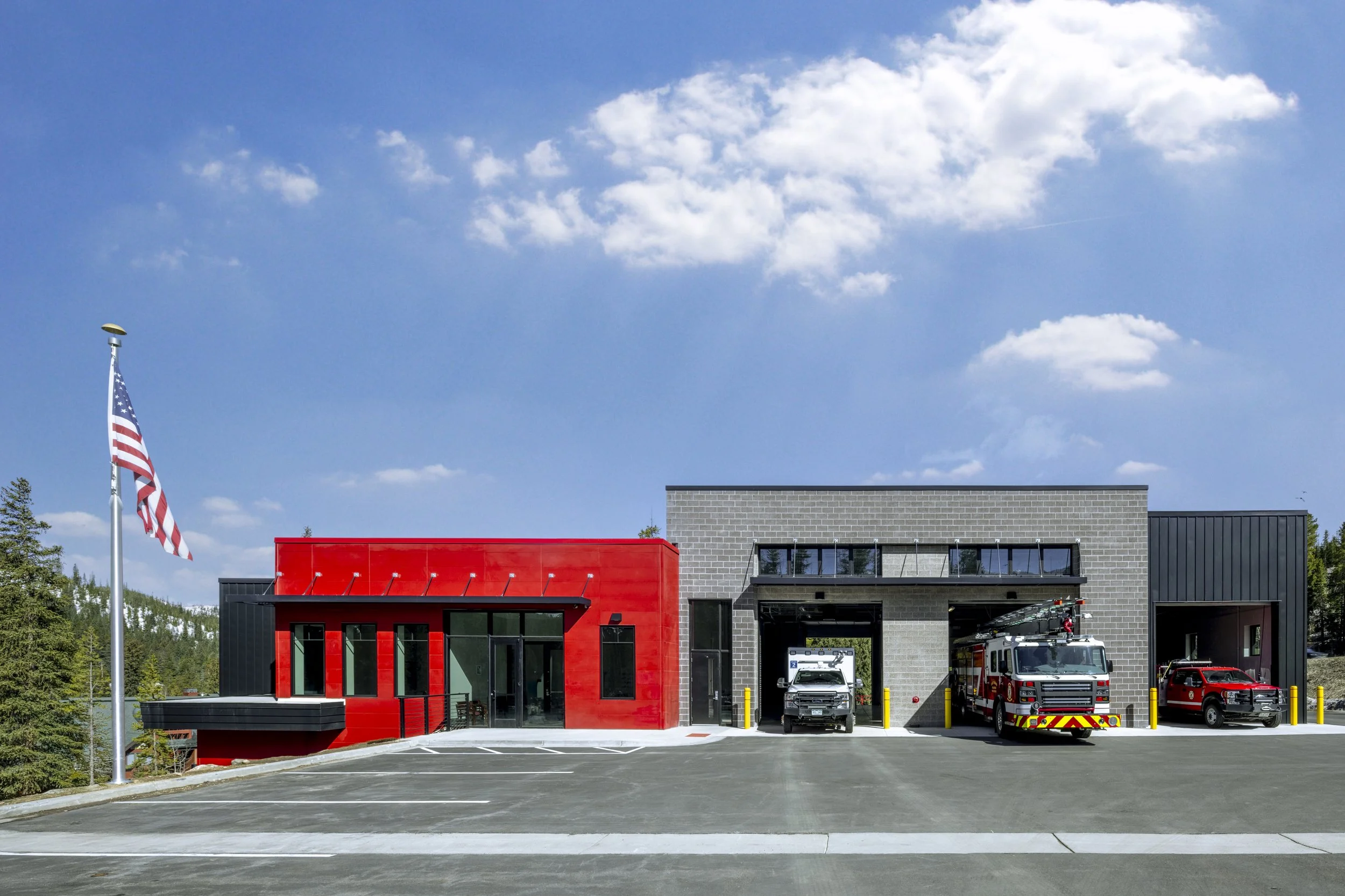 EastGrandFire_BV_JessBlackwellPhotography_002.jpg