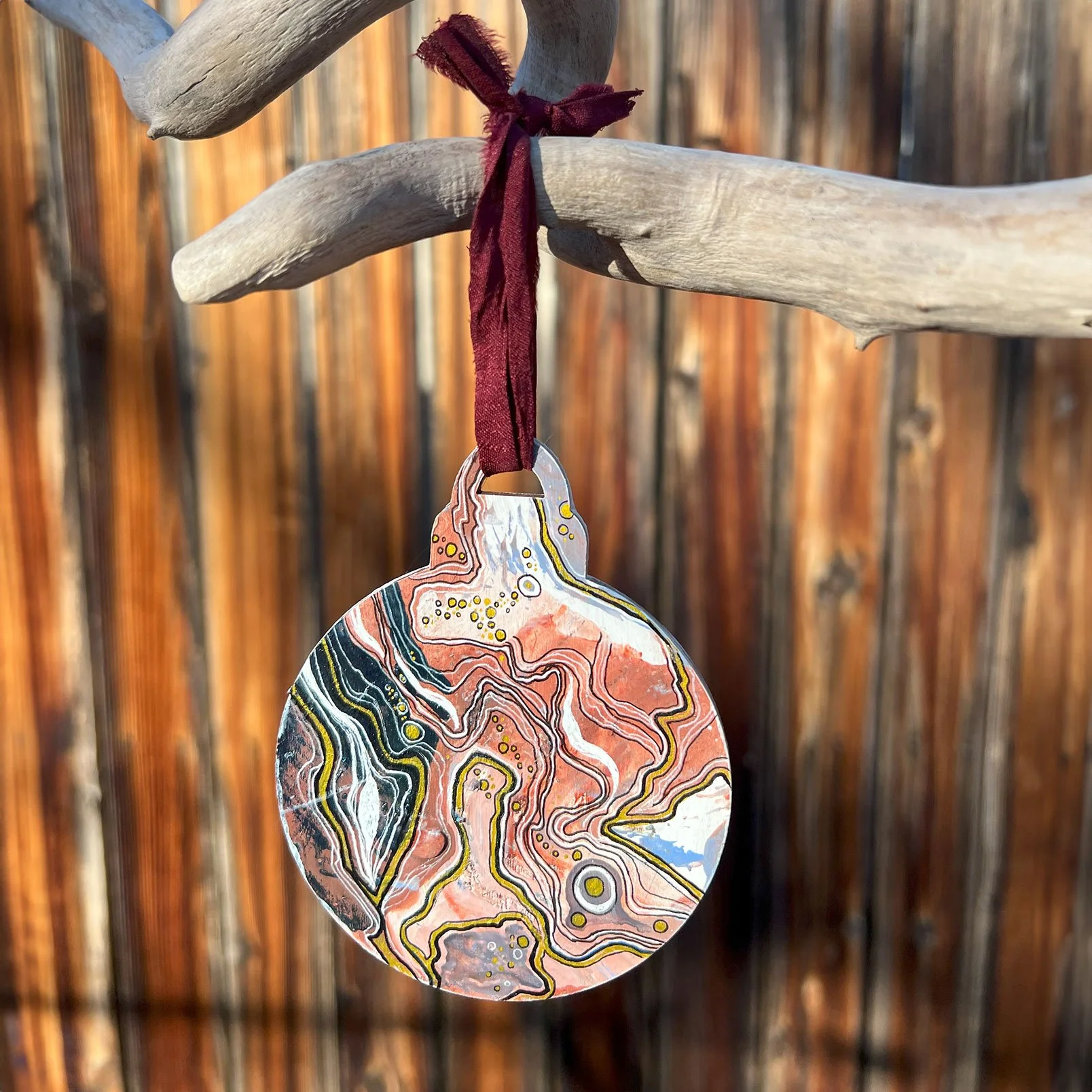 Palette Cleanse Ornament 032