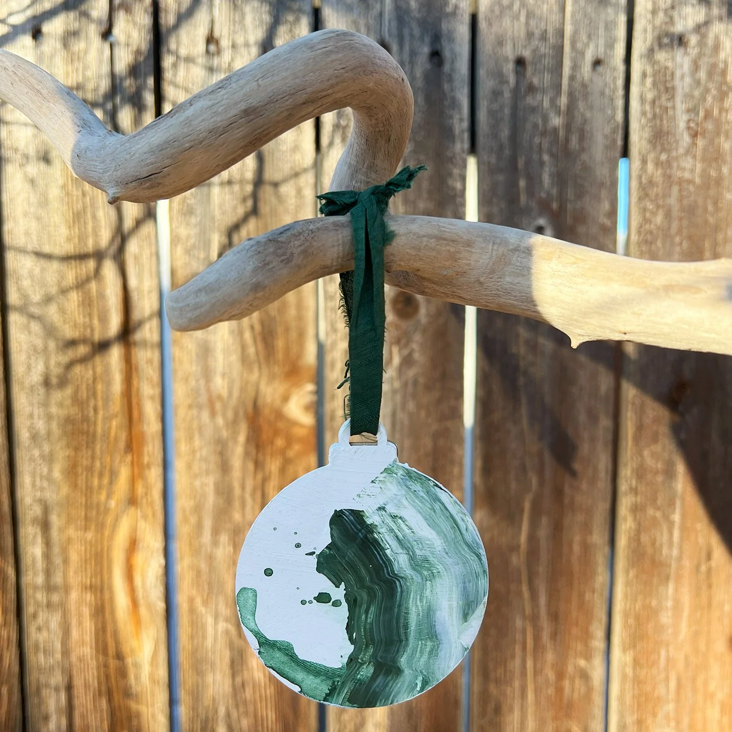 Palette Cleanse Ornament 009