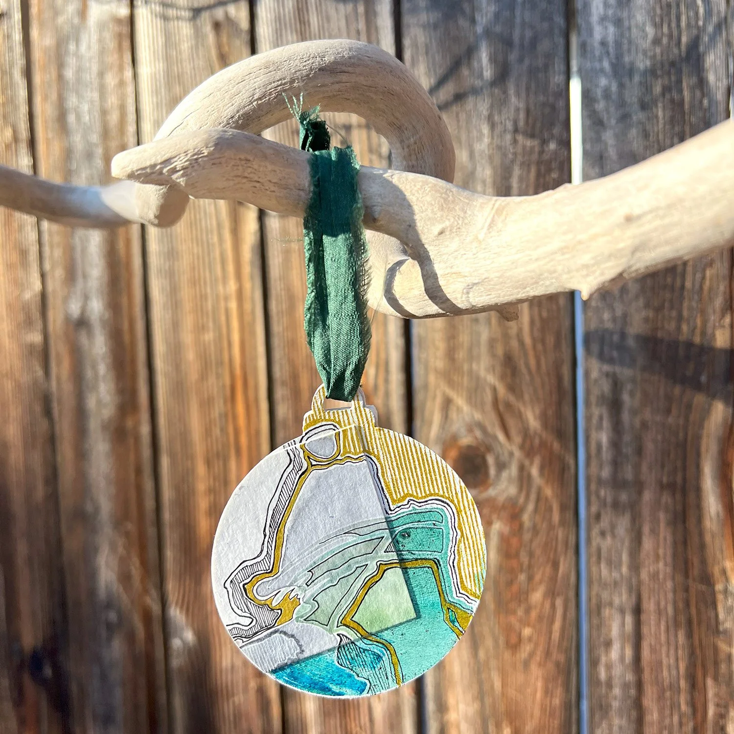 Palette Cleanse Ornament 017