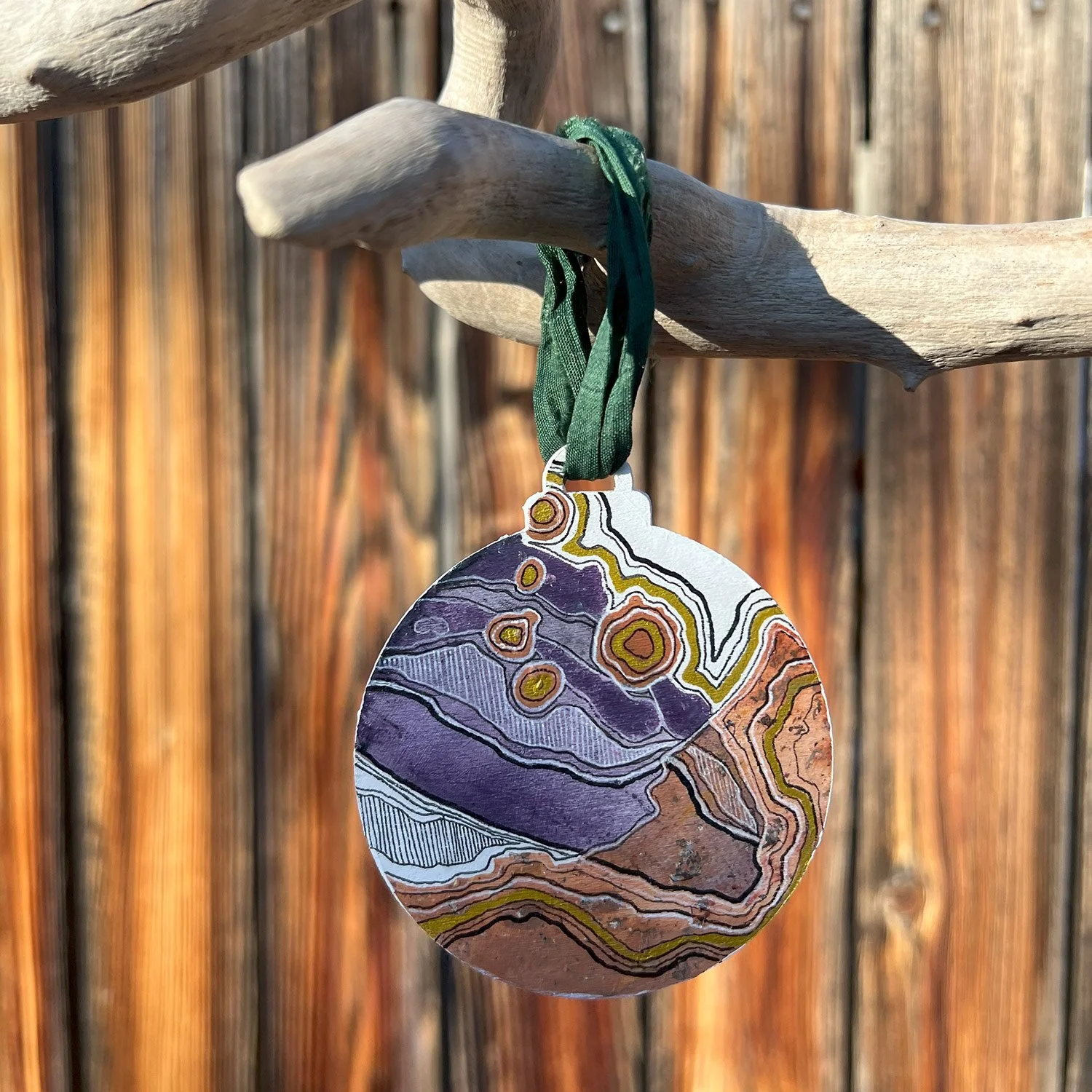 Palette Cleanse Ornament 052