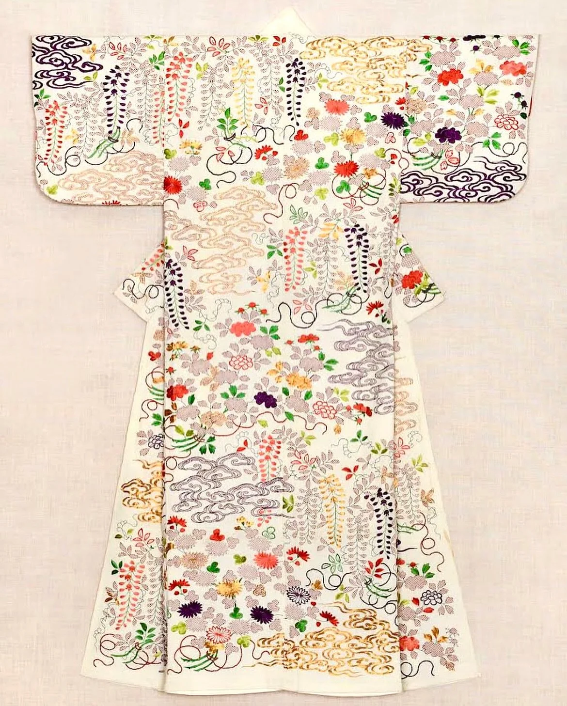 Starting to prepare for a busy September!
I will be showing a collection of beautiful antique Japanese kimonos with antique hand-painted textiles designs at both &lsquo;The London Textile Fair&rsquo; in Islington and at the studio during &lsquo;The L