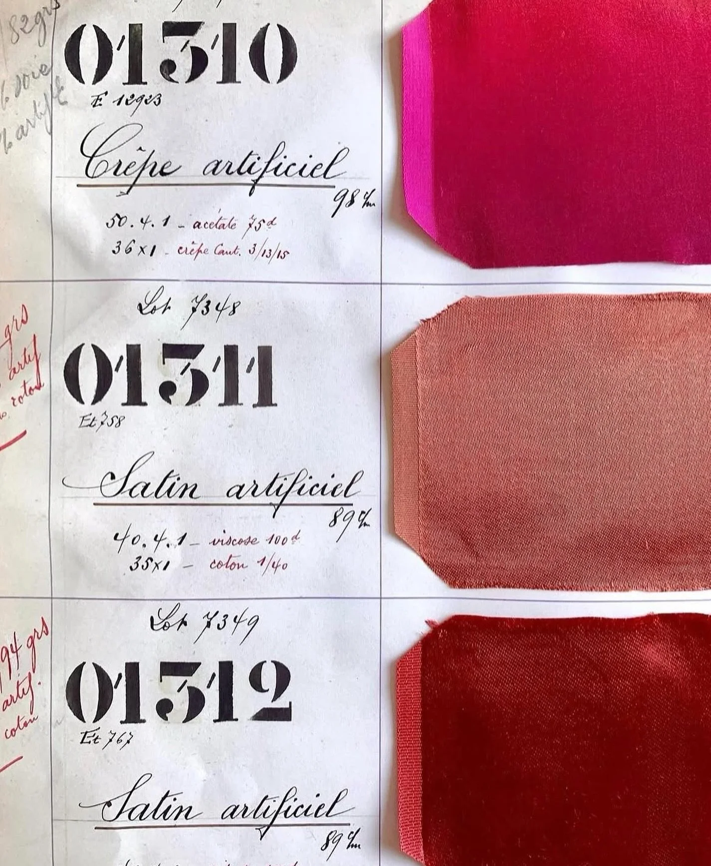 Antique French Textile Sample page dated 1912.

I will have a selection of framed antique textile sample pages available during @artistsopenhse on SATURDAY 9th and SUNDAY 10 May at Highshore Road Peckham hosted by @badgersvelvet 

#antiquetextile #an