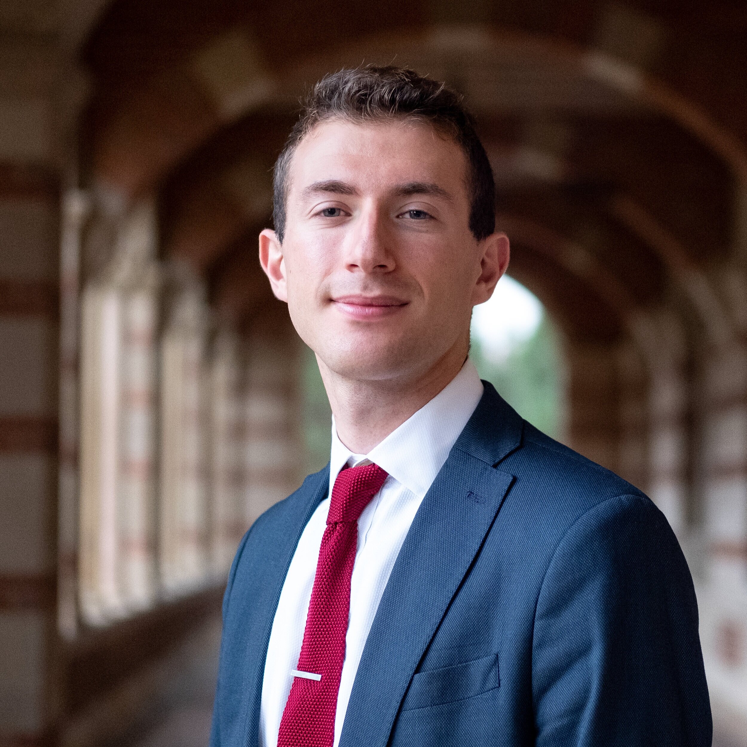 Headshot+2021.jpg