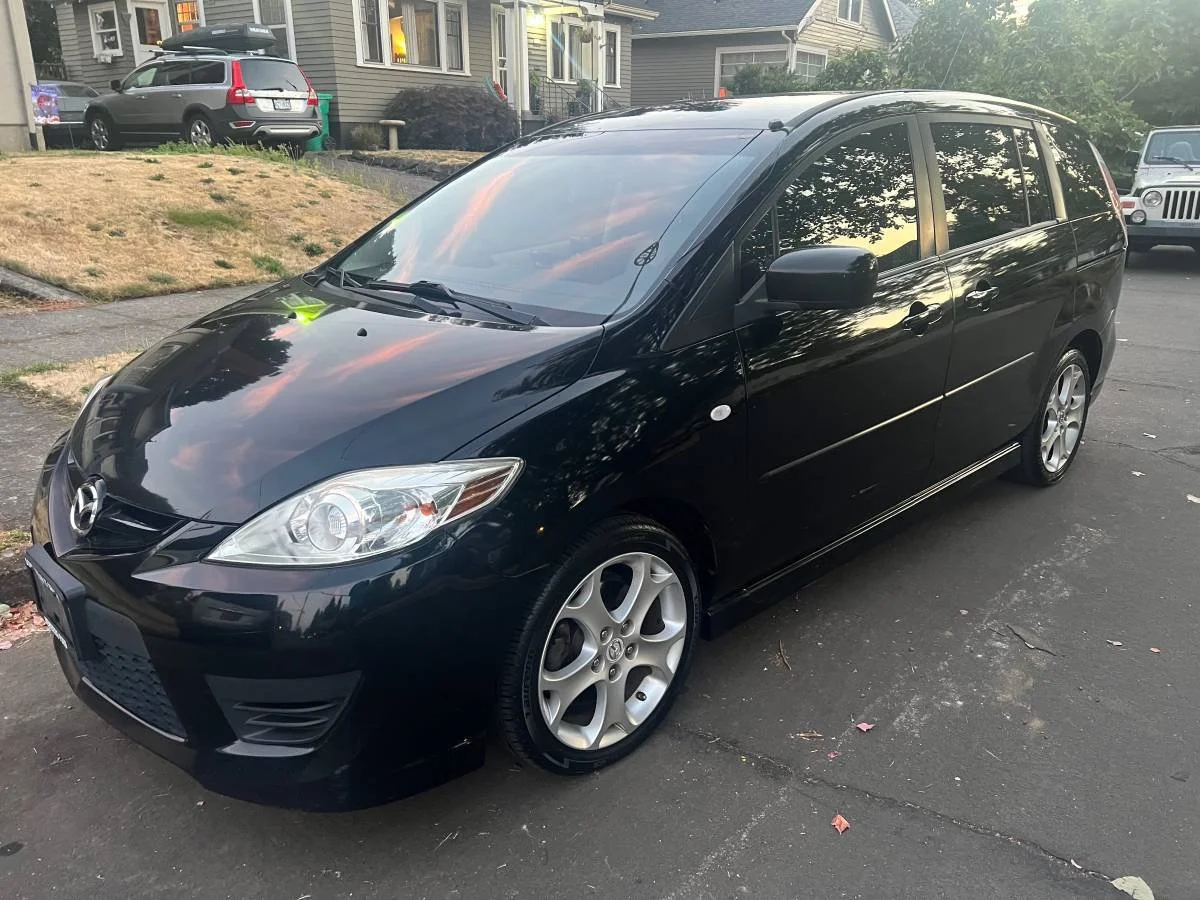 2008 Mazda 5 Sport Minivan $3,995