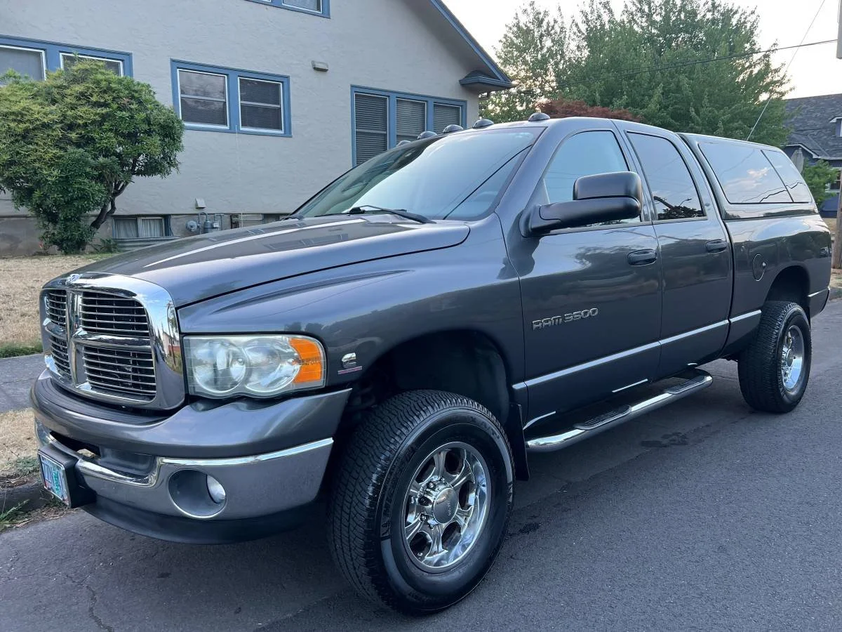 2004 Dodge Ram 3500 Quad Cab SLT Pick up 4D 6 1/4ft Cummins Diesel - $24,995