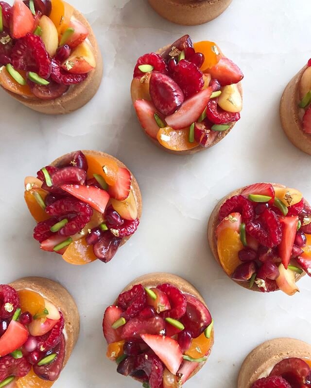 Classic fruit tarts. 
It&rsquo;s perfect fruit tart season and I was so excited to get an order for some, it&rsquo;s been a while since I made any proper patisserie and can&rsquo;t remember the last time I made a fruit tart! 
These were made up of sw