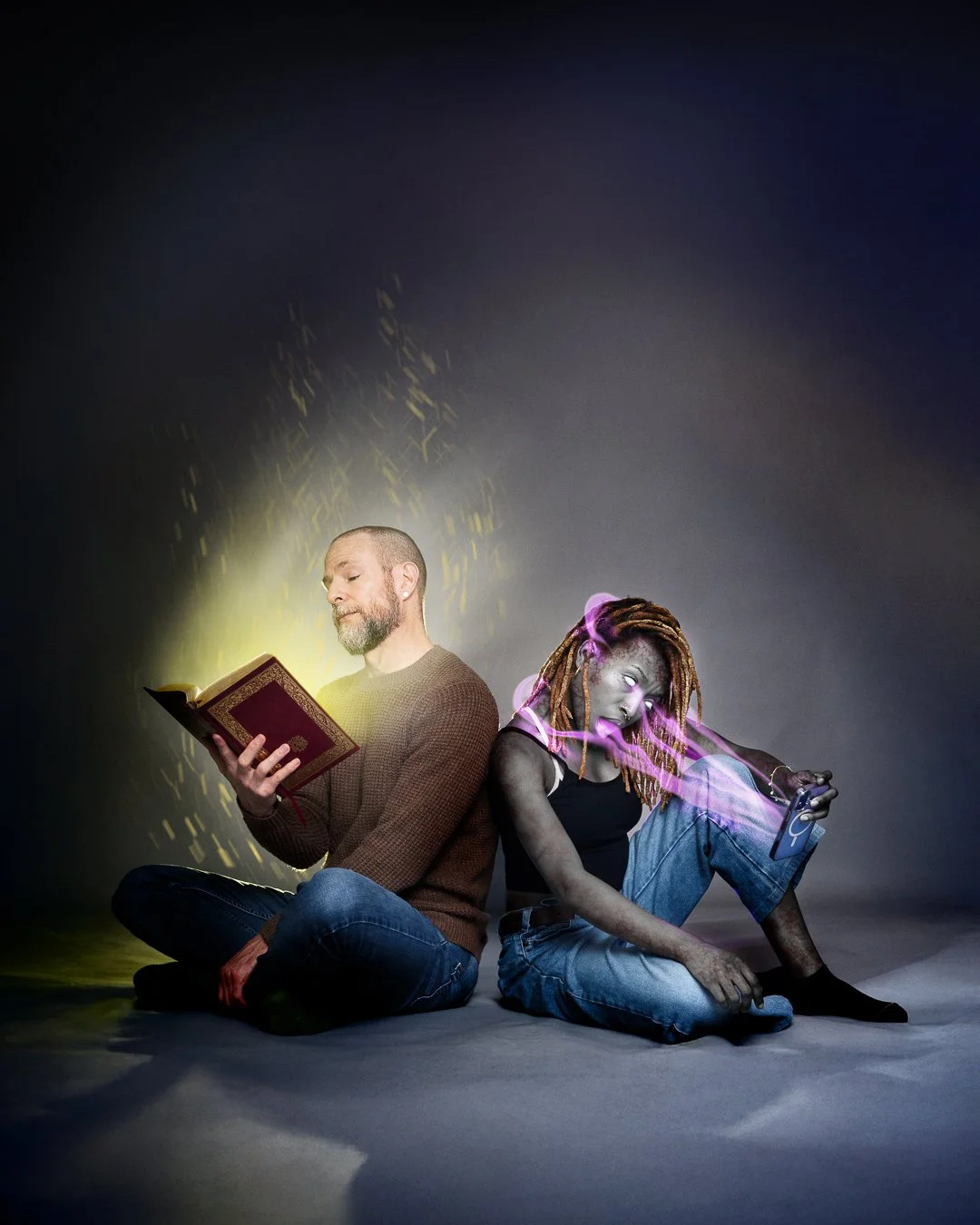2025bookvphone_web-1.JPG