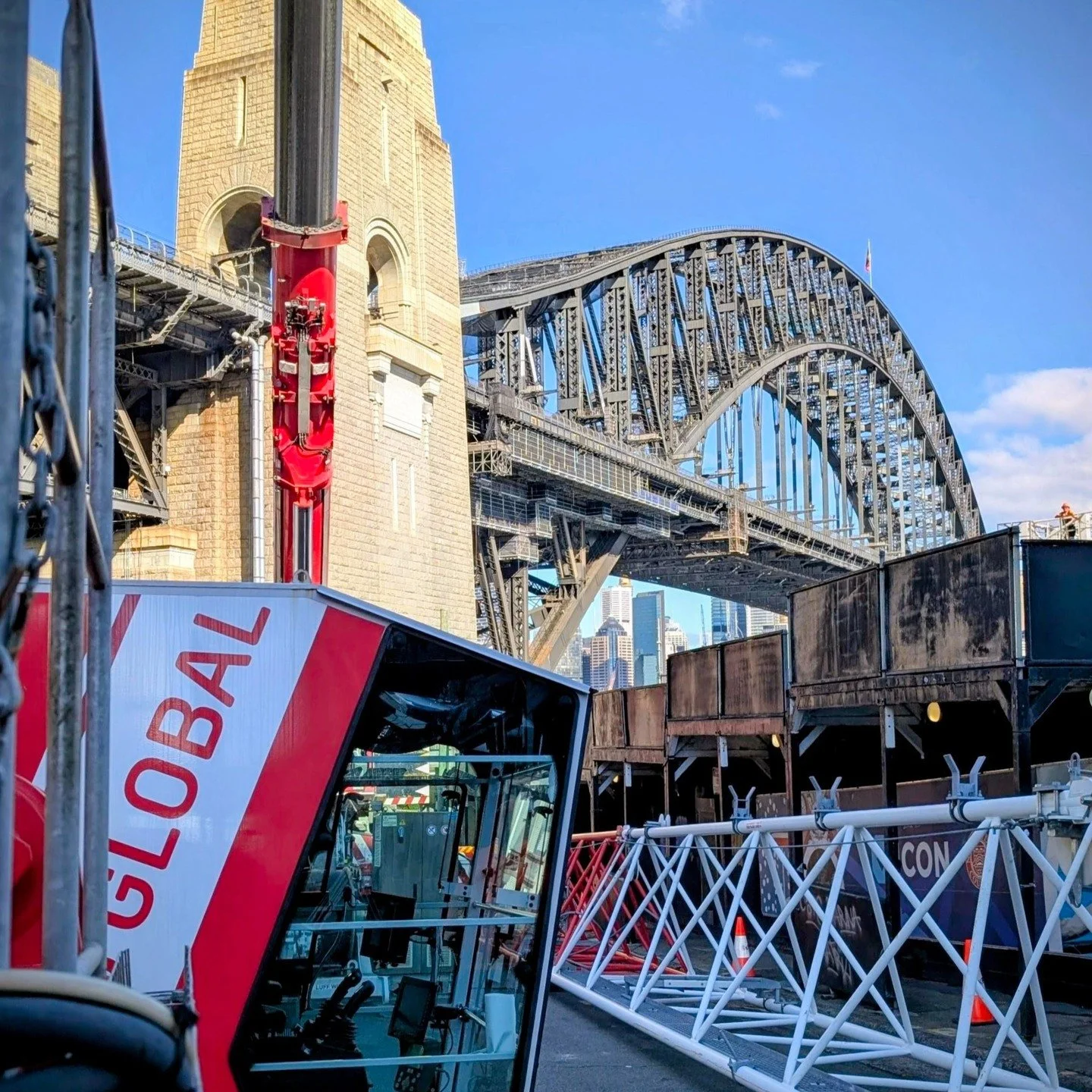Over this past weekend, our crew dismantled the Moritsch RTL325A tower crane from @icon_construction_&rsquo;s North Sydney Pool redevelopment site. Using a 350T mobile crane positioned on Alfred Street, the operation was executed with precision and c