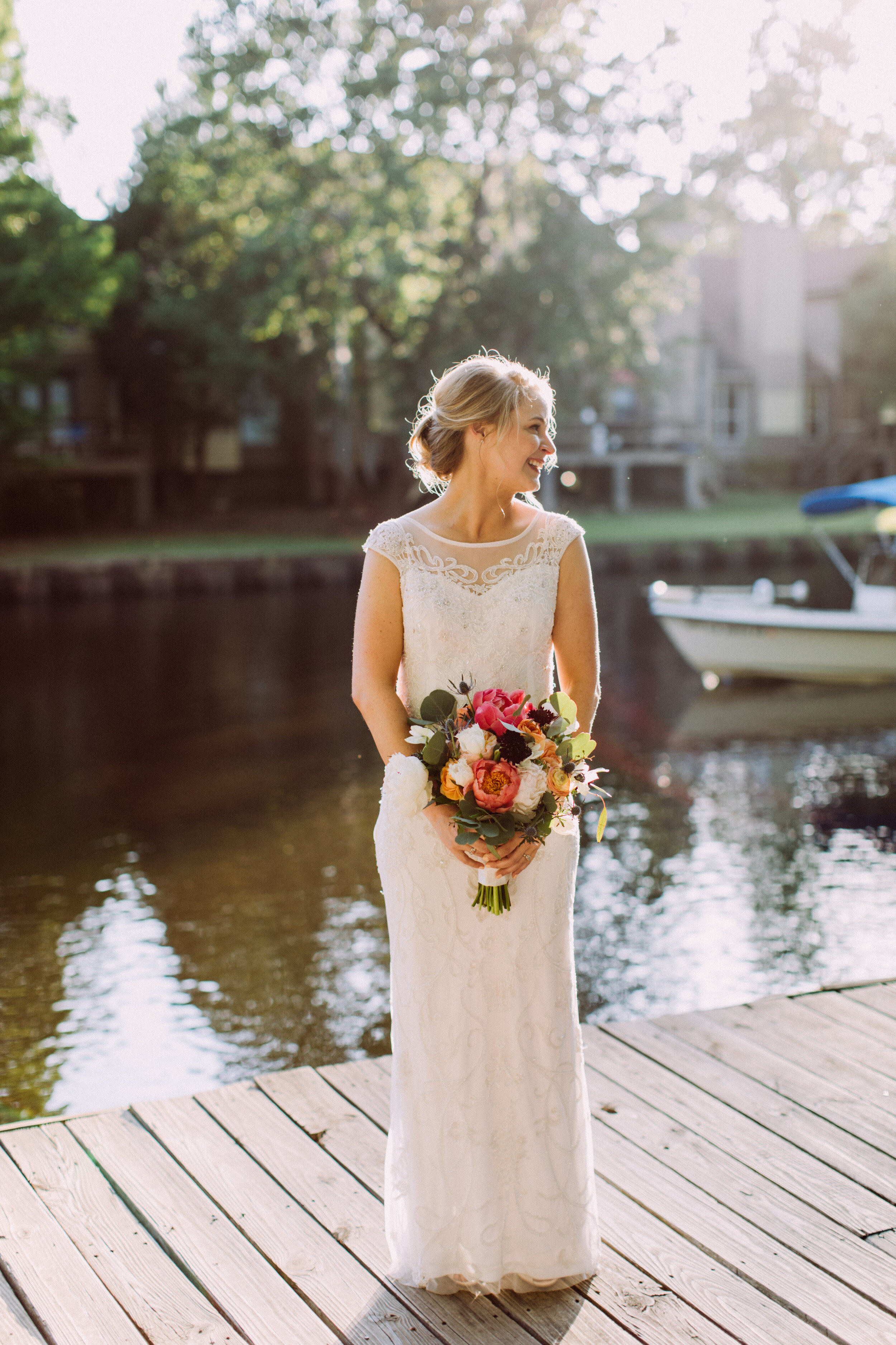 Bridal portraits at Palmettos on the Bayou