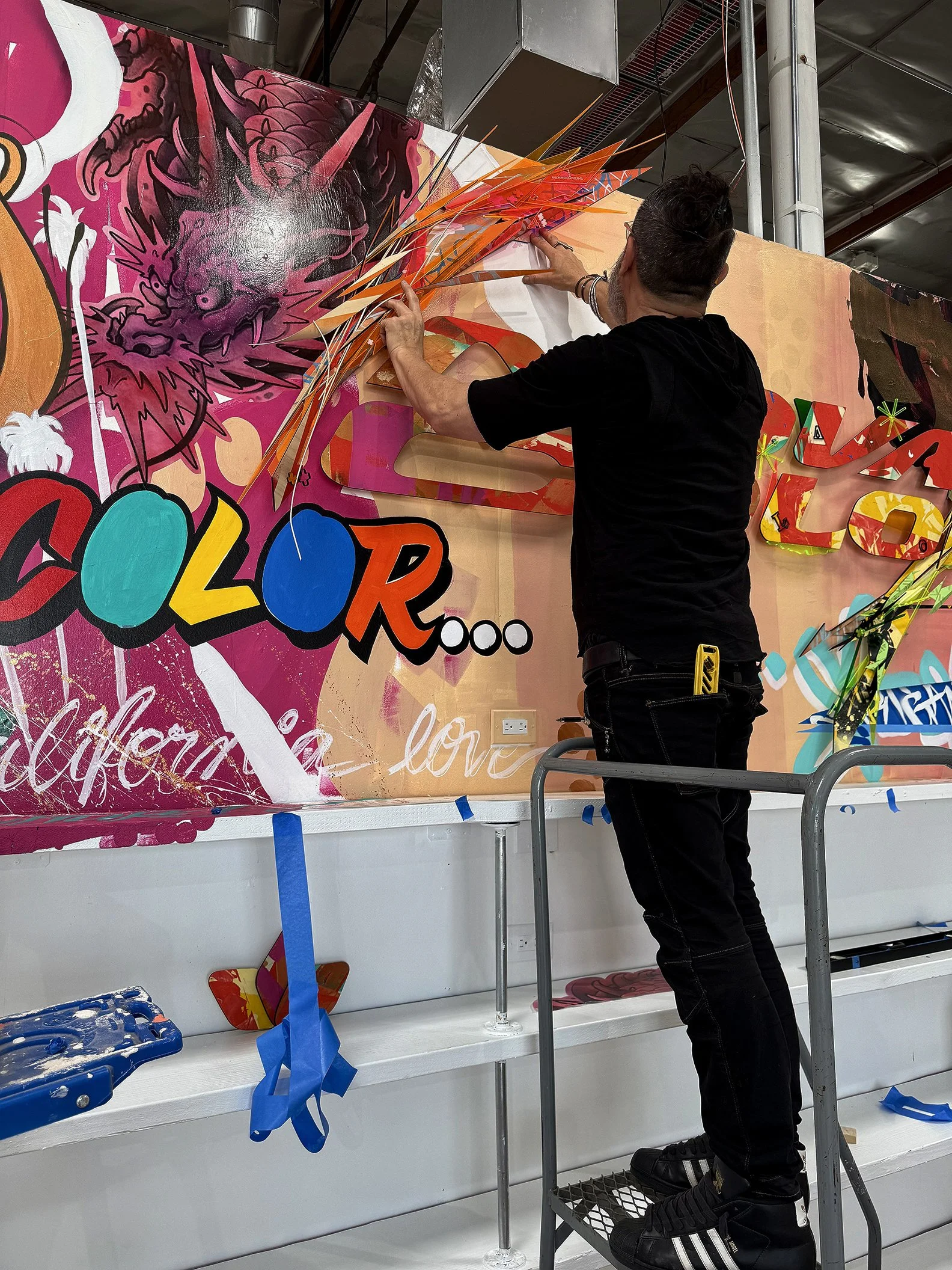 NOVA COLOUR