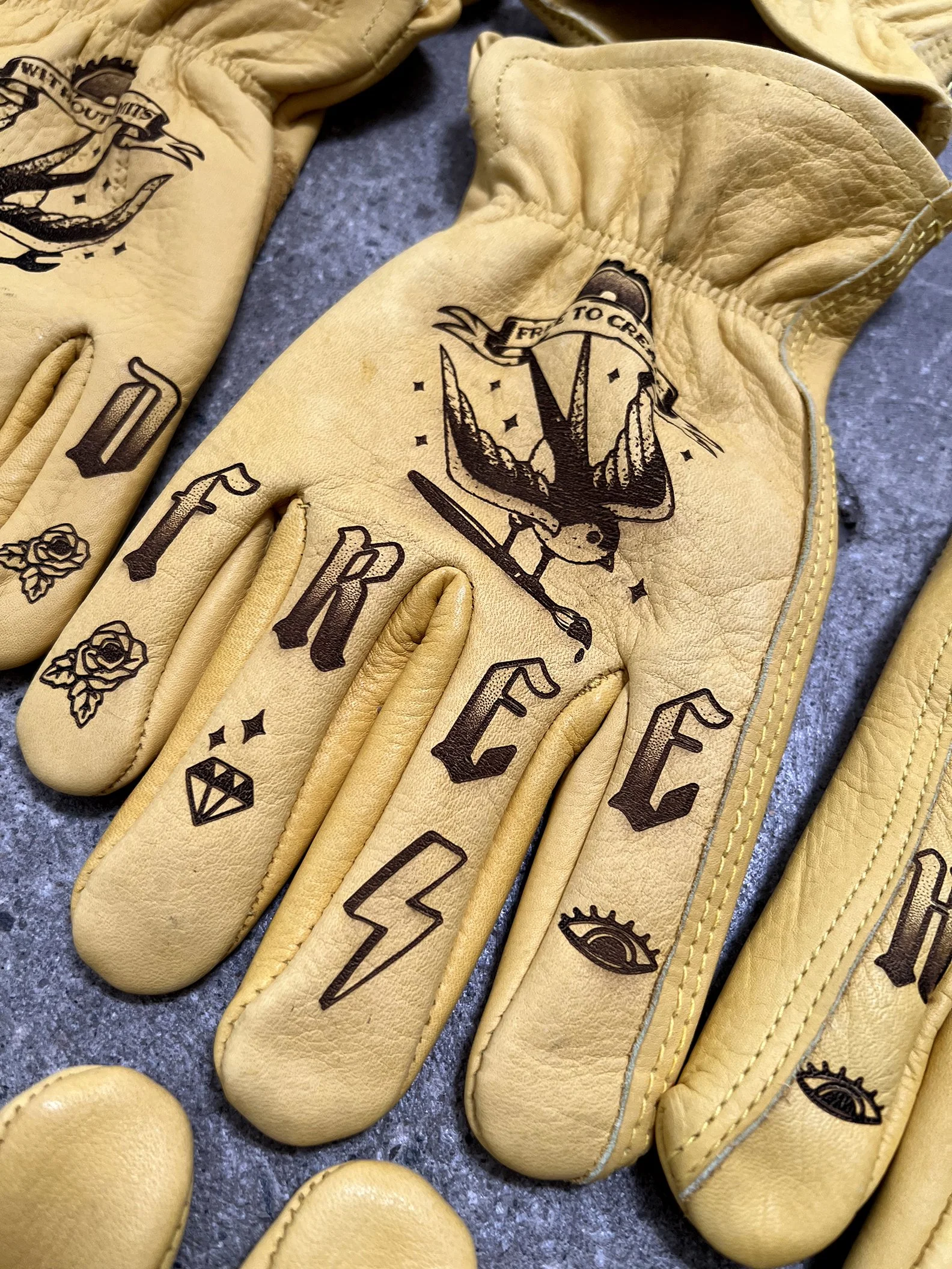 FREE GLOVES