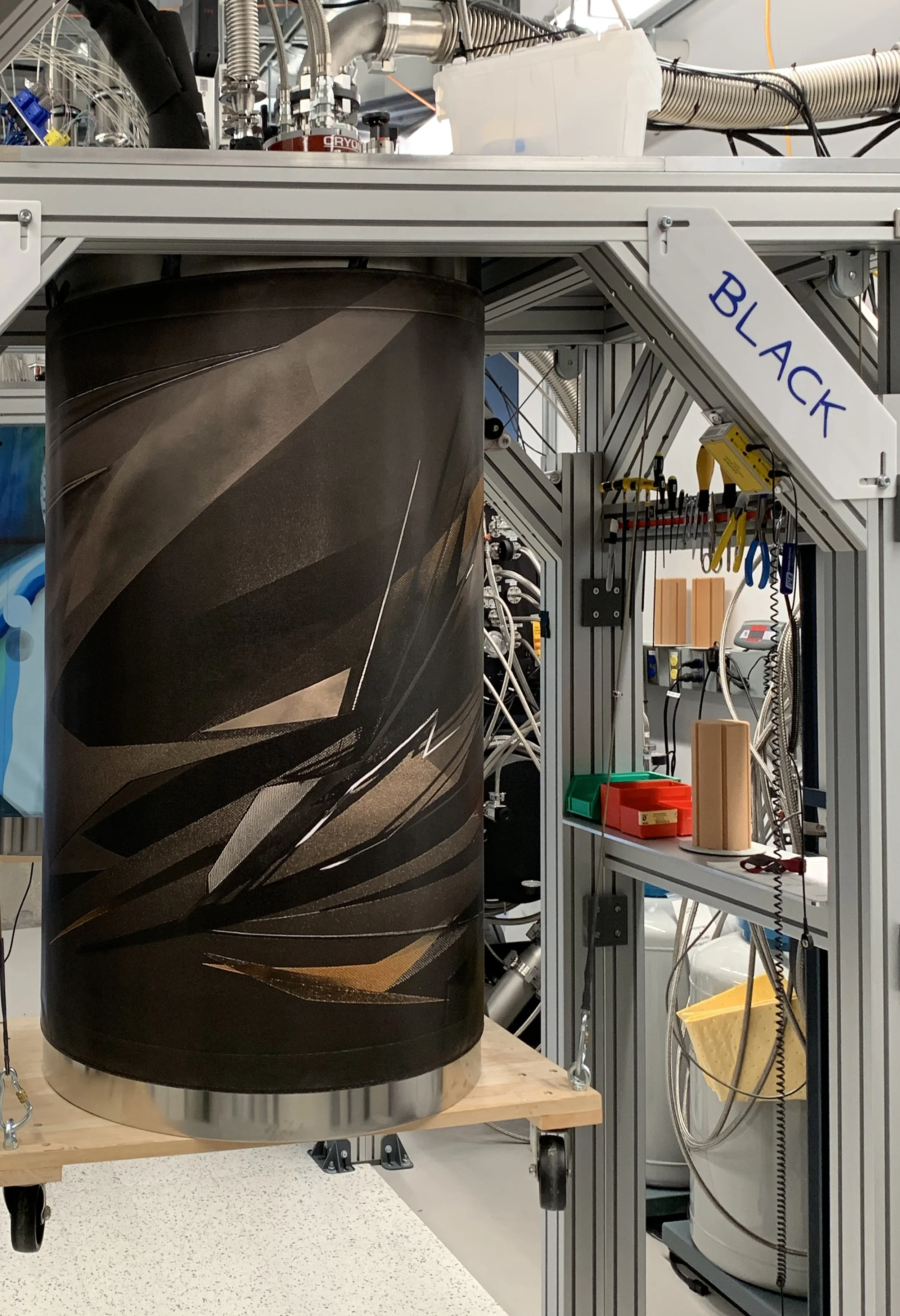 blackONblack_cryo_01.jpg