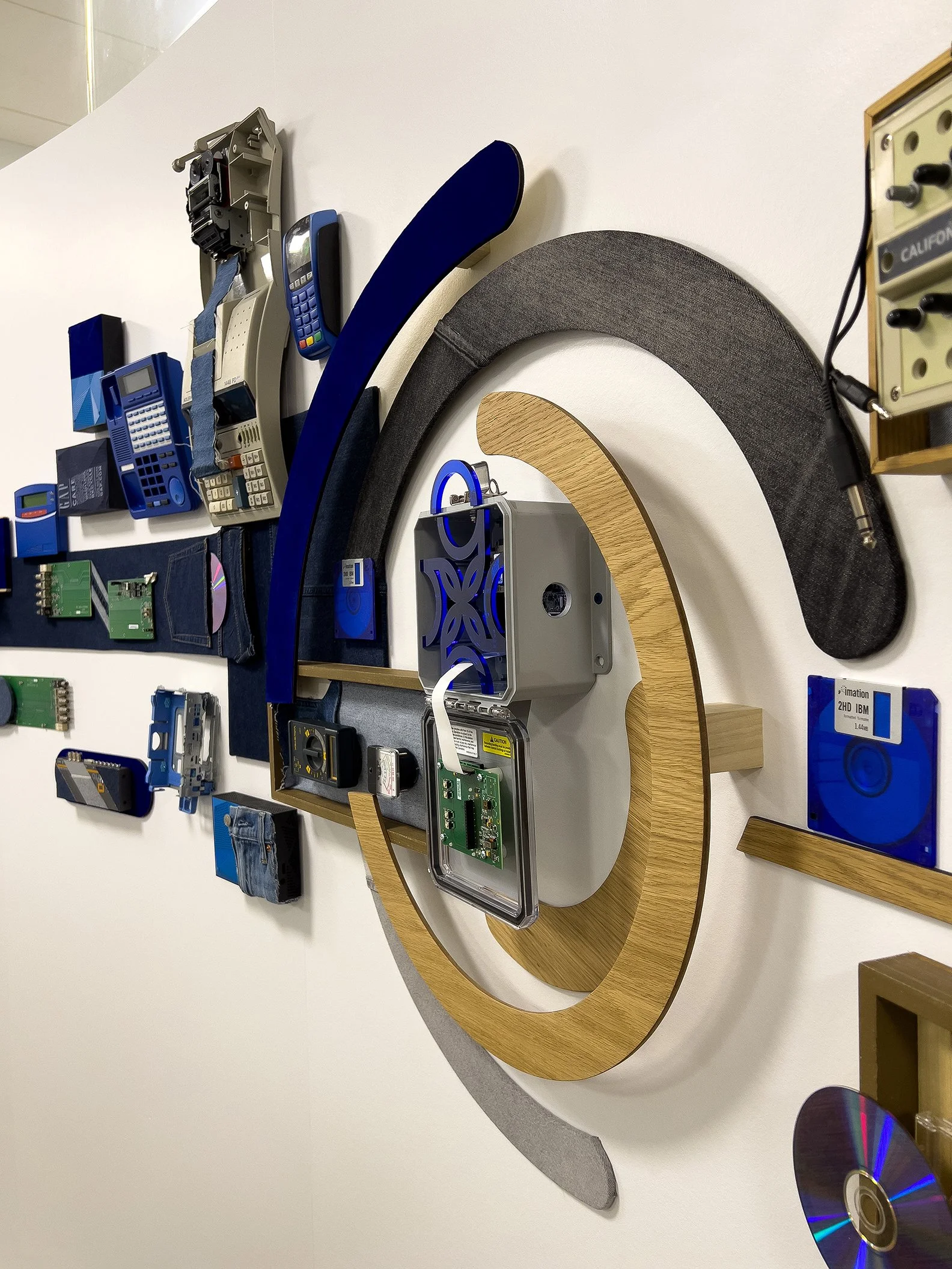 GAP INC (wall 2)