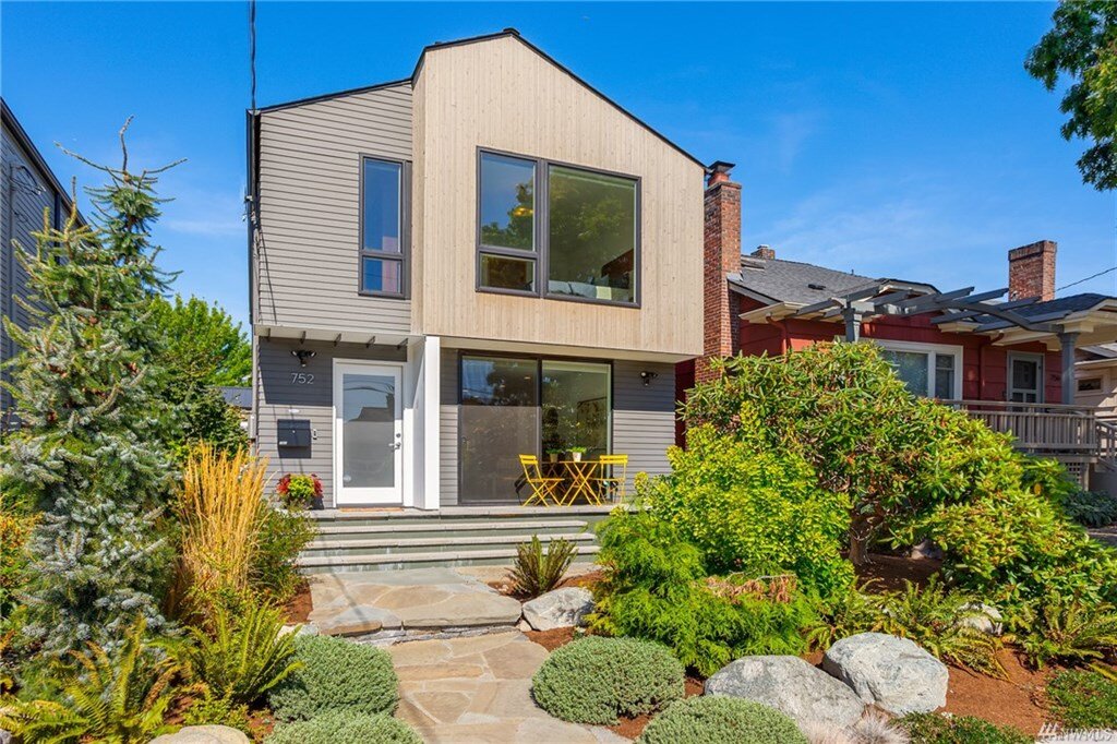 752 N 73rd, Seattle | Sold for $1,330,000 | Represented Buyer