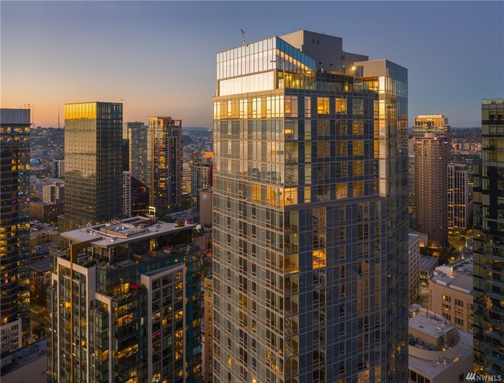 121 Stewart St Unit #1208, Seattle | Sold for $584,000 | Buyer Represented